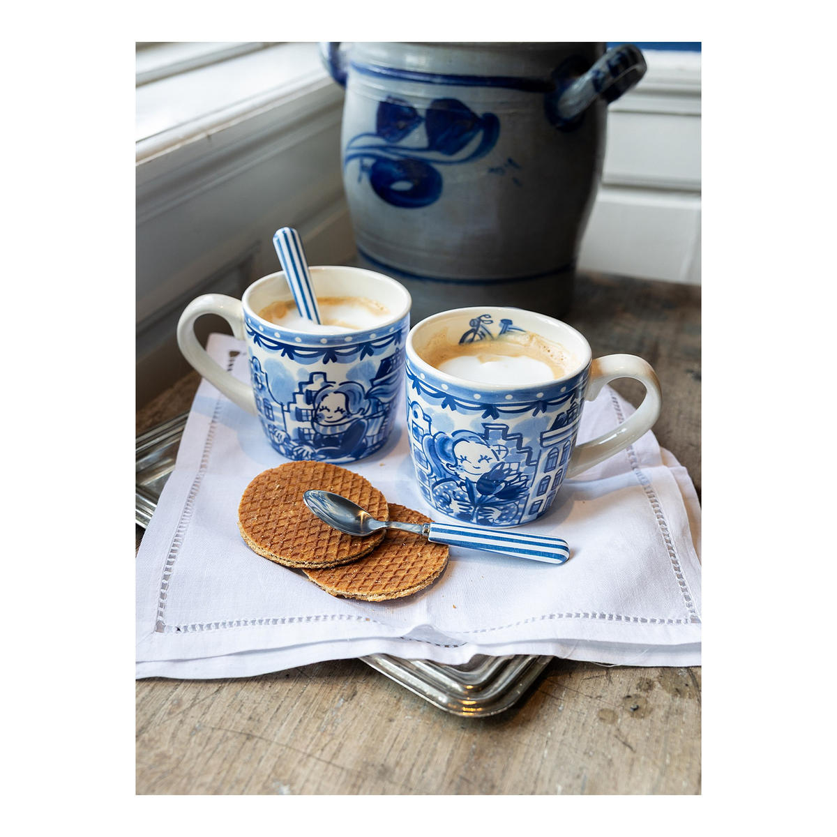 CAPPUCCINO-BECHER Kanäle & Tulpen in Blau - 500 ml - Blau, Keramik (0.5L) - Blond Amsterdam