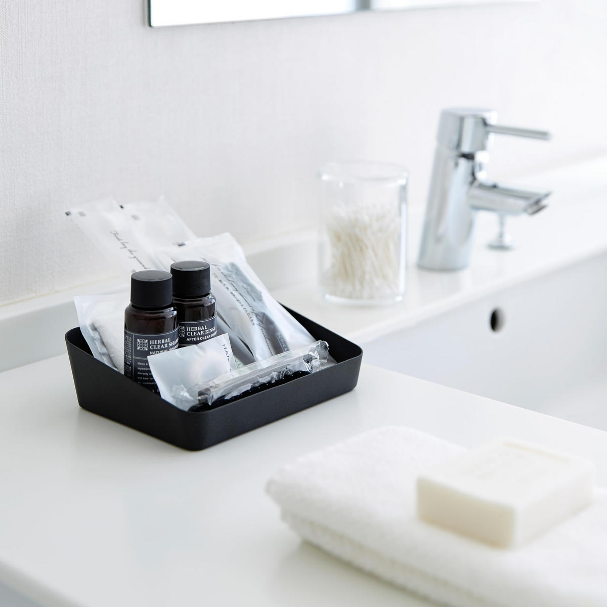 AUFBEWAHRUNGSSCHÜSSEL Tower 4220 schwarz 5/17,5/13,5 cm - Schwarz, Metall (17.5/5/13.5cm) - Yamazaki