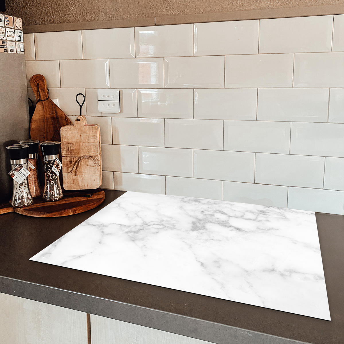 HERDABDECKPLATTE Marmor - Grau - Weiß - Strukturierter Marmor 70x52 cm - Weiß, Kunststoff (70/52/0.2cm) - MuchoWow