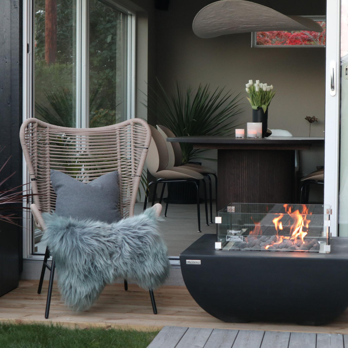 FEUERTISCH Aurora Gasfeuerstelle aus GF-Beton 87/87/36 cm - Schwarz, Naturmaterialien (86/36/86cm) - Elementi