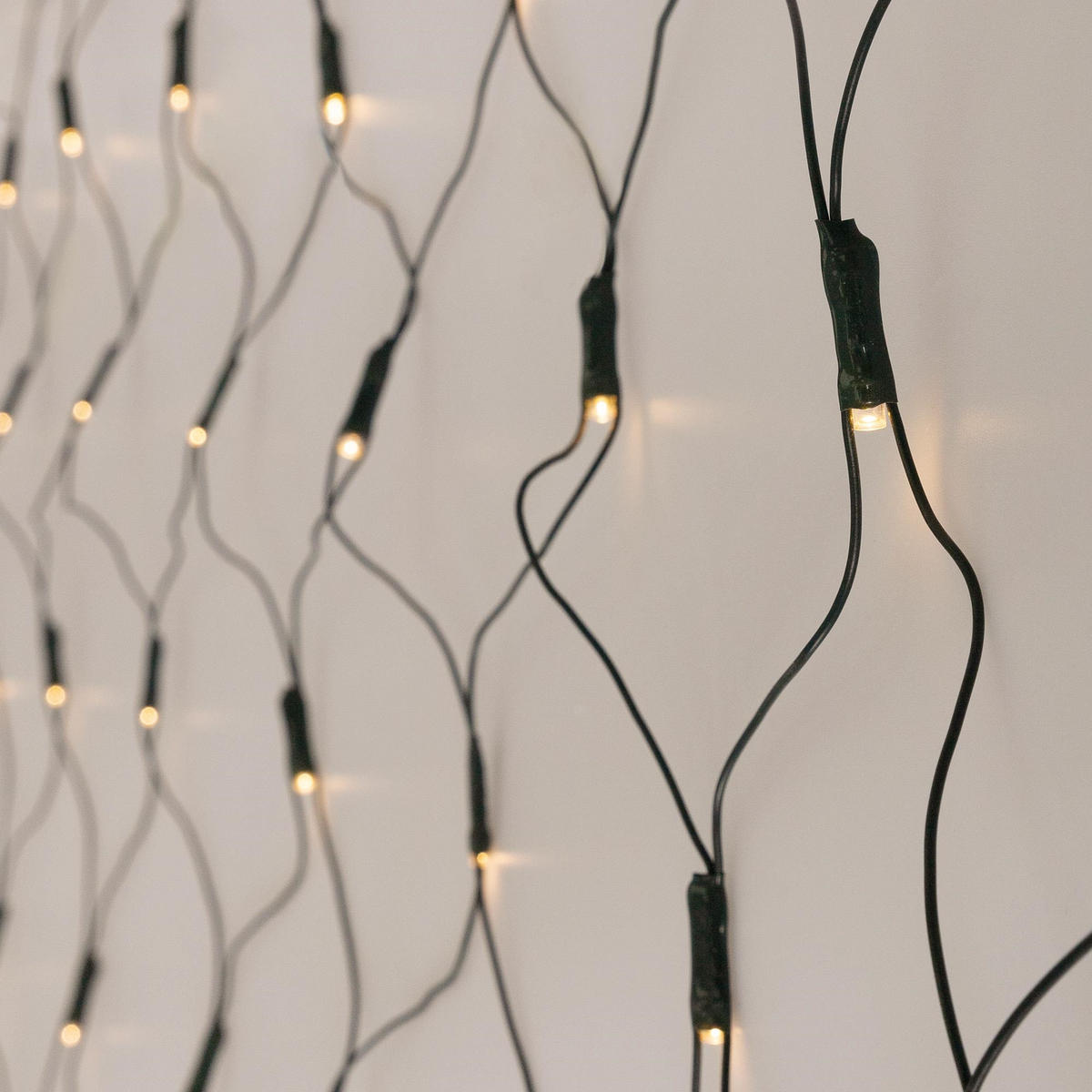 LED LICHTERNETZ 2x1 m 160LED Warmweiß Innen/Außen IP44 Wetterfest - Schwarz, Kunststoff (200cm) - ECD-Germany