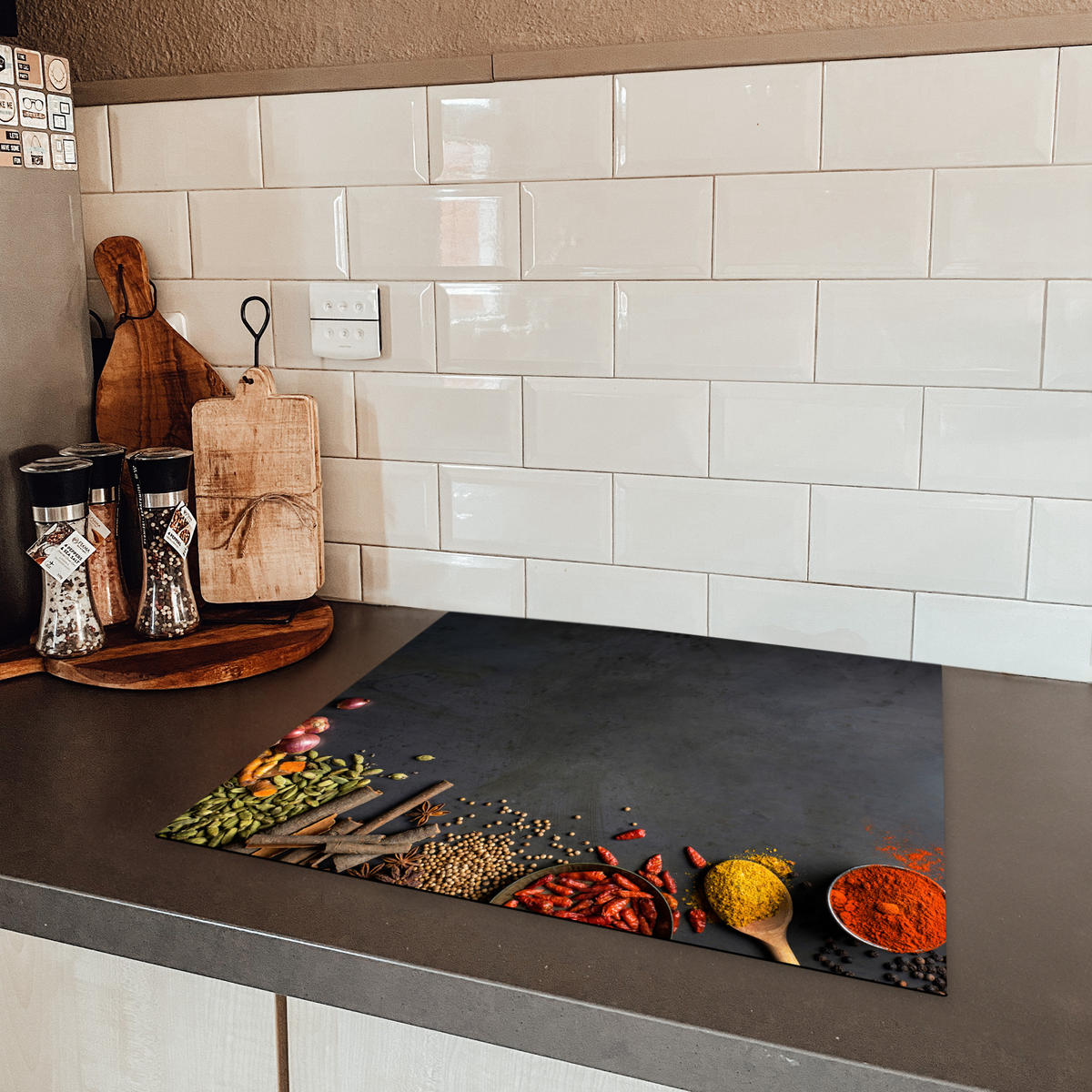 HERDABDECKPLATTE Kräuter - Lebensmittel - Gewürze - Schwarz - Paprika - Zimt Abdeckung Ceranfeld 57.6x51.6 cm - Currygelb, Kunststoff (57.6/51.6/0.2cm) - MuchoWow