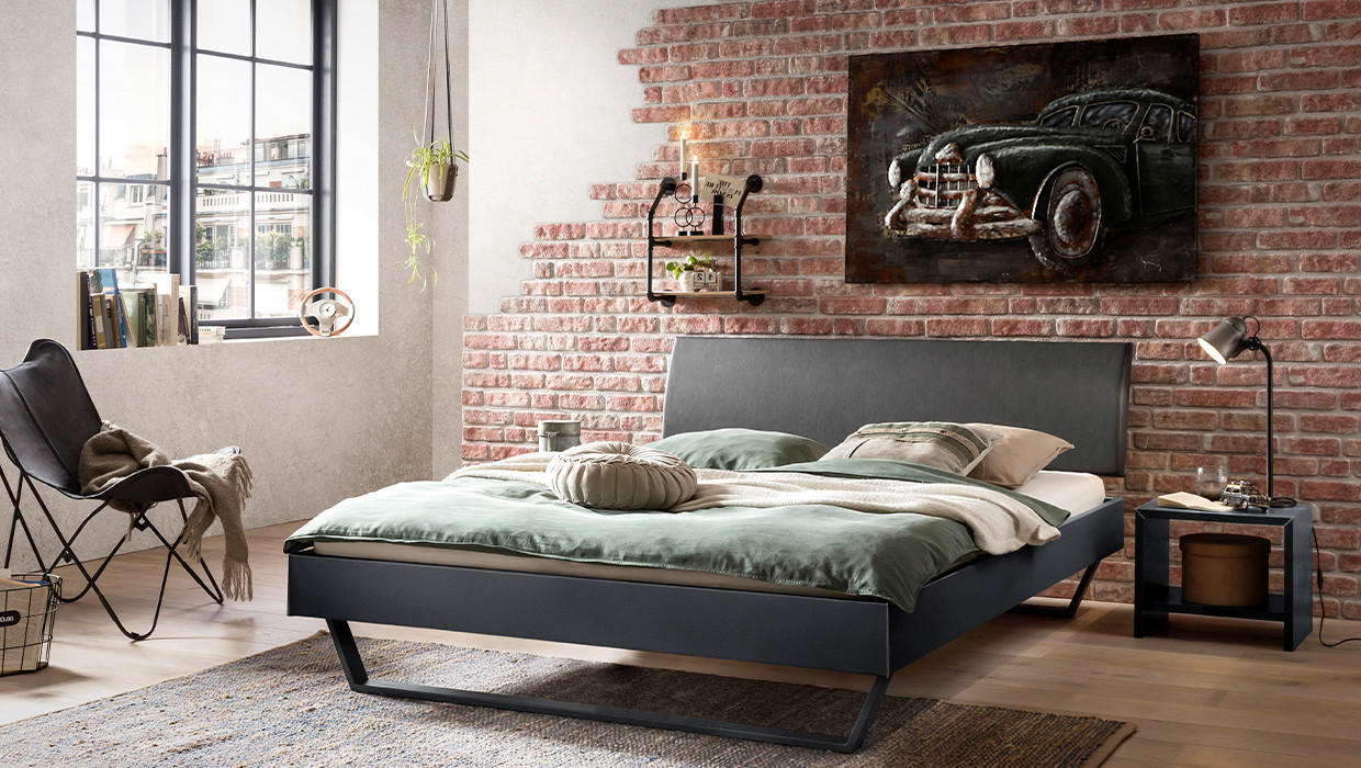 Industrial Style Schlafzimmer Bett mit grauen Bettrahmen