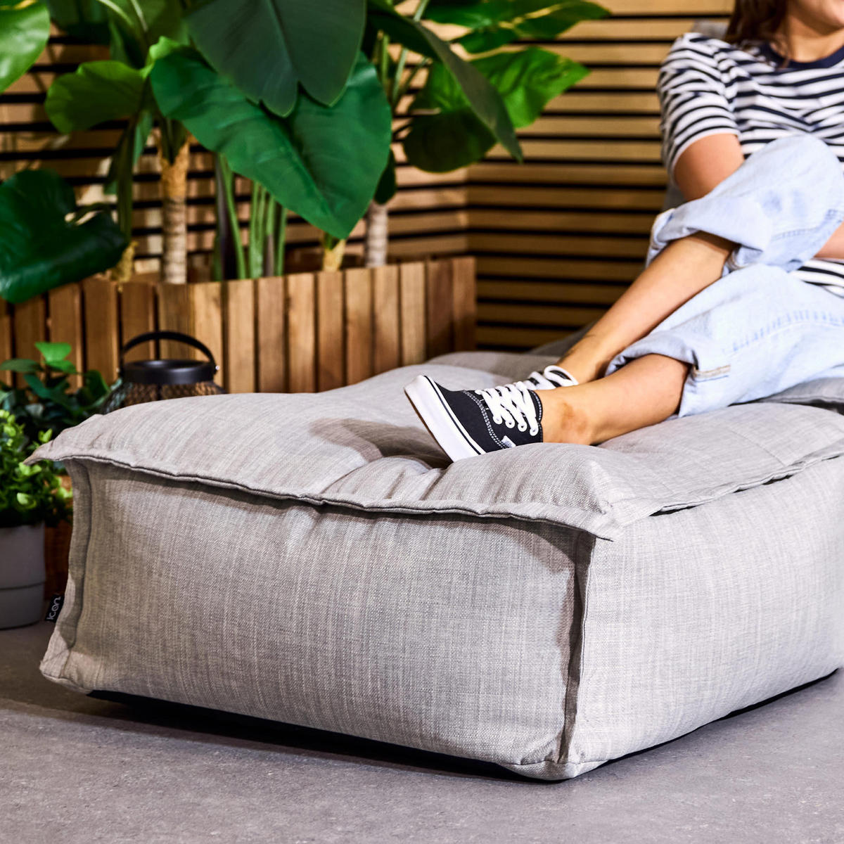 HOCKER Outdoor - Grau, Textil (71/32/71cm) - icon