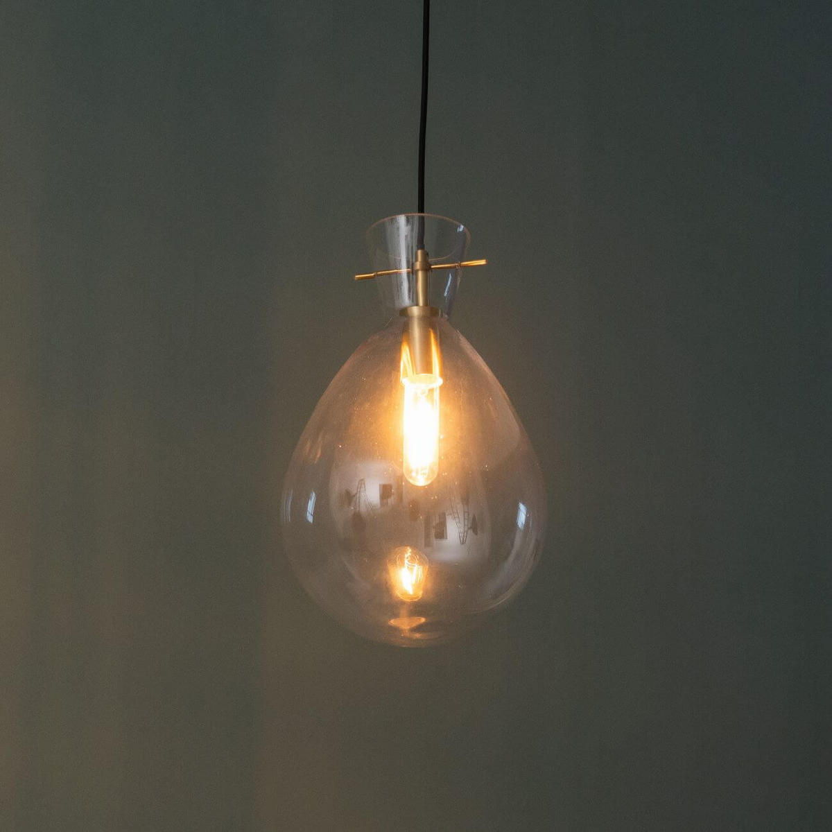 HÄNGELEUCHTE Gabriela, Transparent und goldfarben, 39cm - Transparent, Glas (24/24/39cm) - KOSILUM