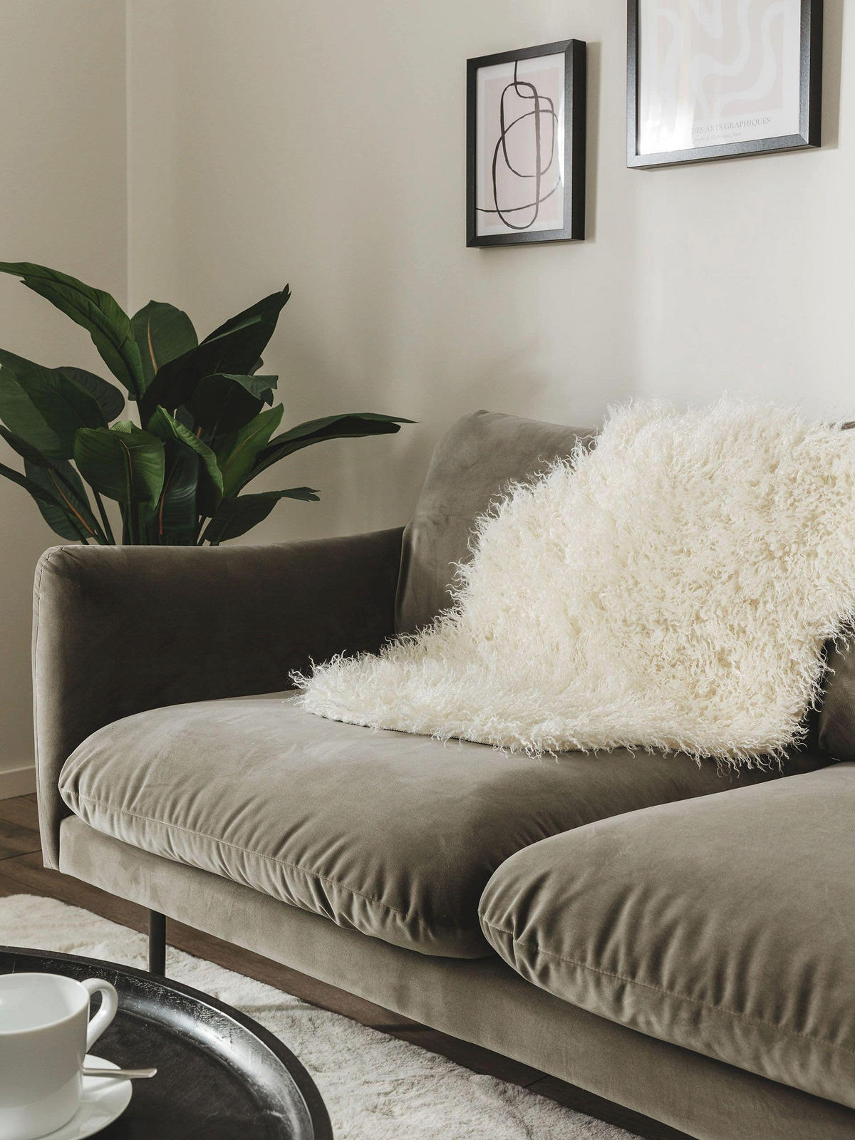 KUNSTFELL-TEPPICH Oscar Cream 60x90 cm - Creme, Textil (60/90cm) - benuta Nest