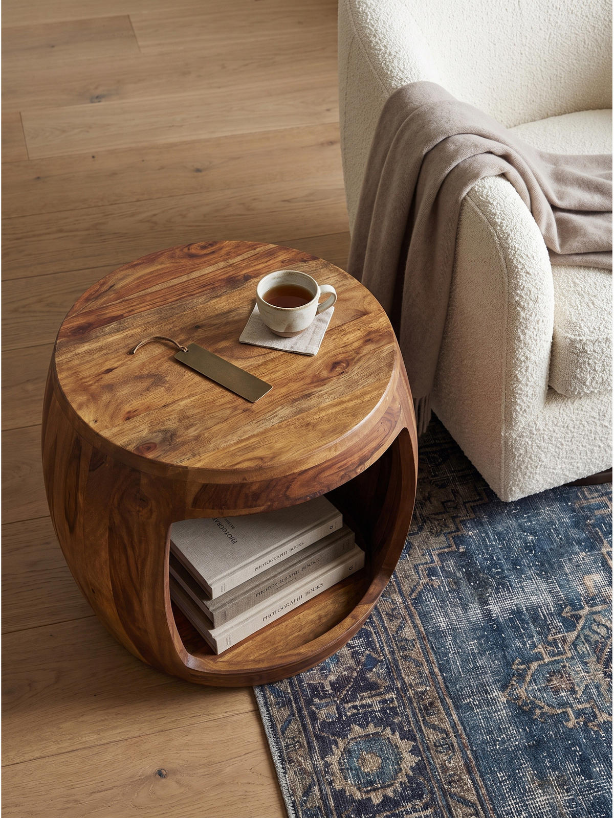 BEISTELLTISCH ANTEQUERA, Dunkles Massivholz, Ø 50 x 40 cm - Dunkelbraun/Braun, Holz (50/50/40cm) - KADIMA DESIGN
