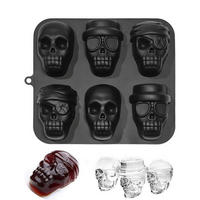 SILIKONFORM Piratenschädel 6-teilig für Halloween und Party - Schwarz, Kunststoff
