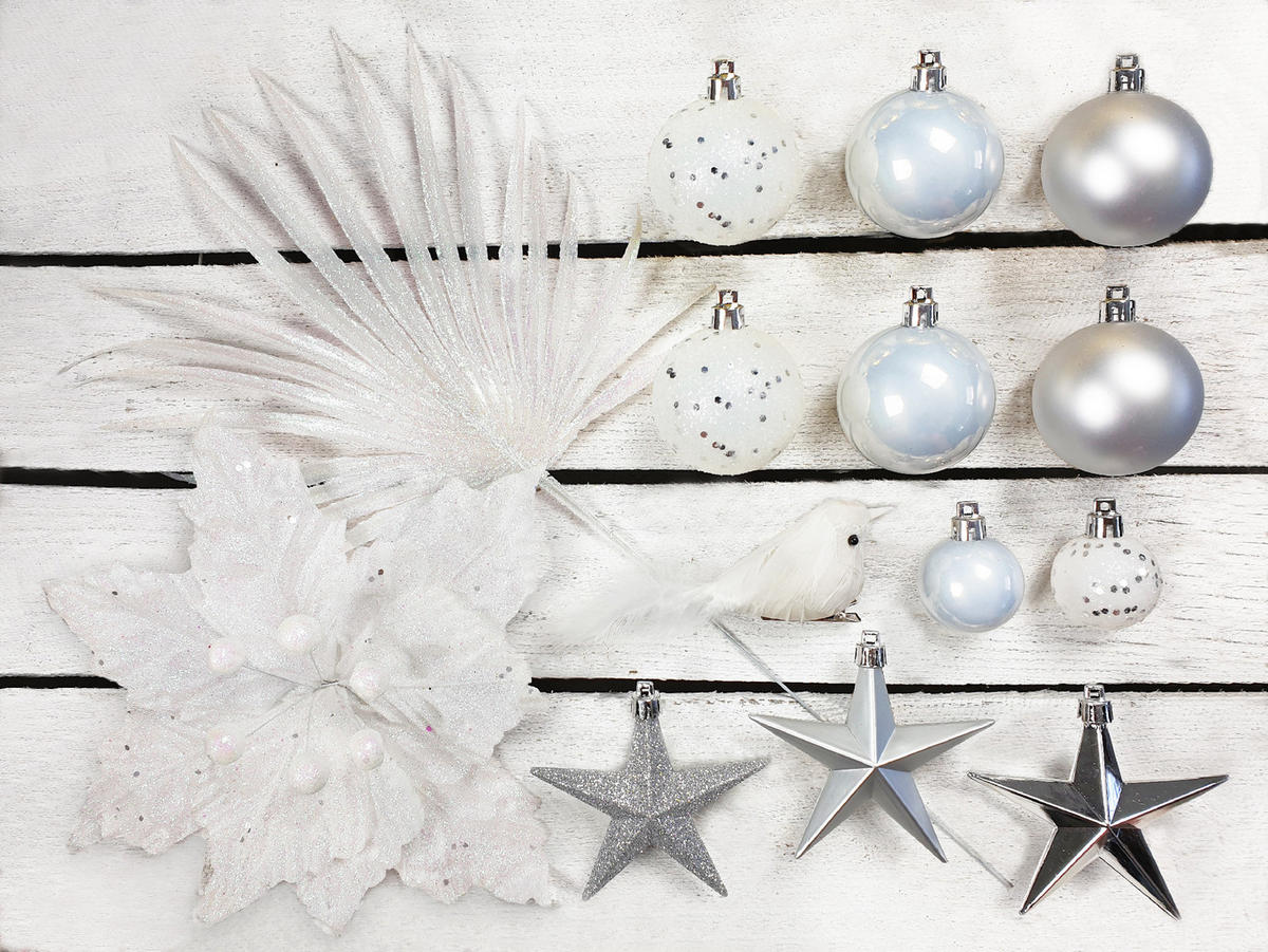 LAALU CHRISTBAUMKUGEL-SET 6 Ornamenten: silberne Sterne mix 9 cm - Silberfarben, Kunststoff (0.01/1/0.01cm) - LAALU