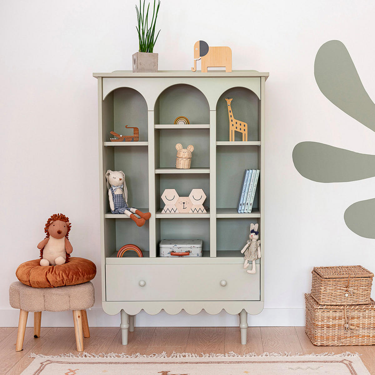 KNIHOVNA Babushka Olive - zelená barva, kompozitní dřevo (84/140/35cm) - Petits-meubles