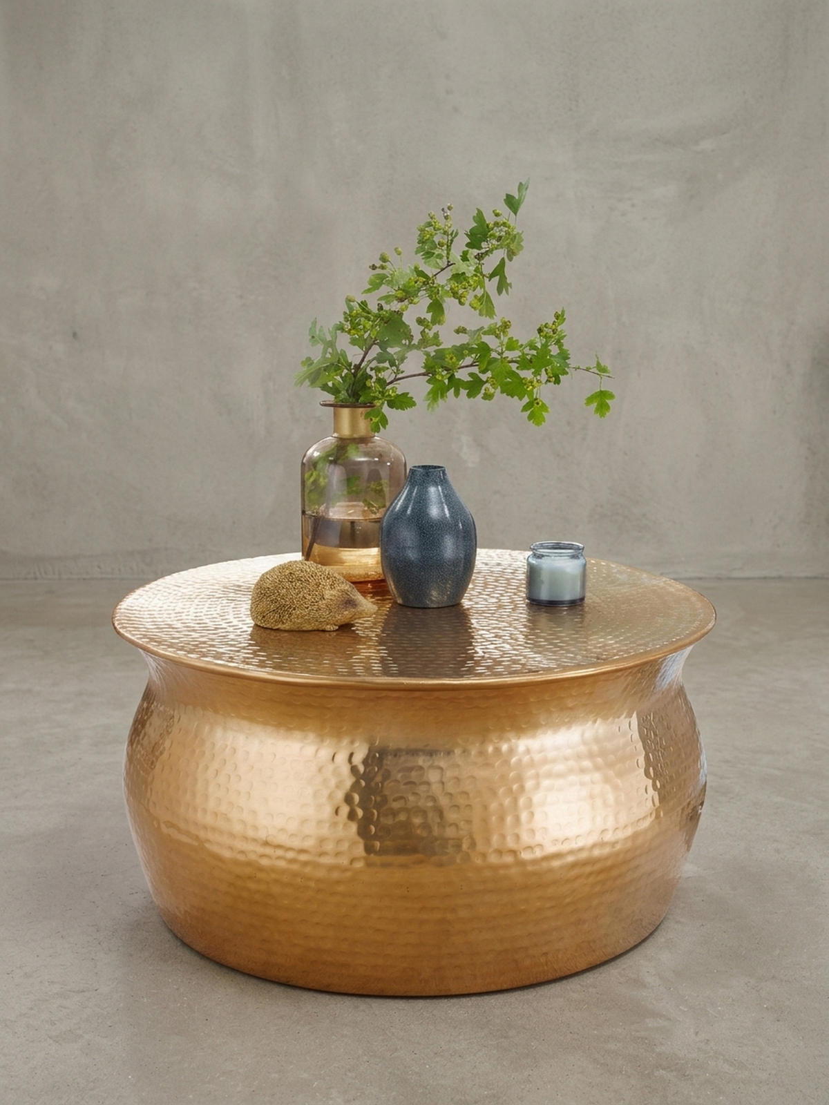 COUCHTISCH ENNS: Orientalisch, Hammerschlagstrukturen, Aluminium, Handgefertigt, Gold 60x60x30 cm - Goldfarben, Metall (60/60/30cm) - KADIMA DESIGN