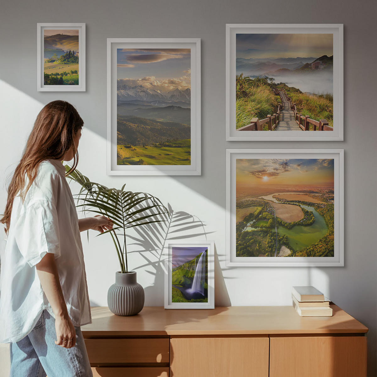 WANDBILDER 5er-Set - 50x50 cm & 20x30 cm & 40x60 cm Weißer Rahmen - Grüne Hügel mit einer Burg - Weiß, Kunststoff (40/60cm) - ArtPrintCave