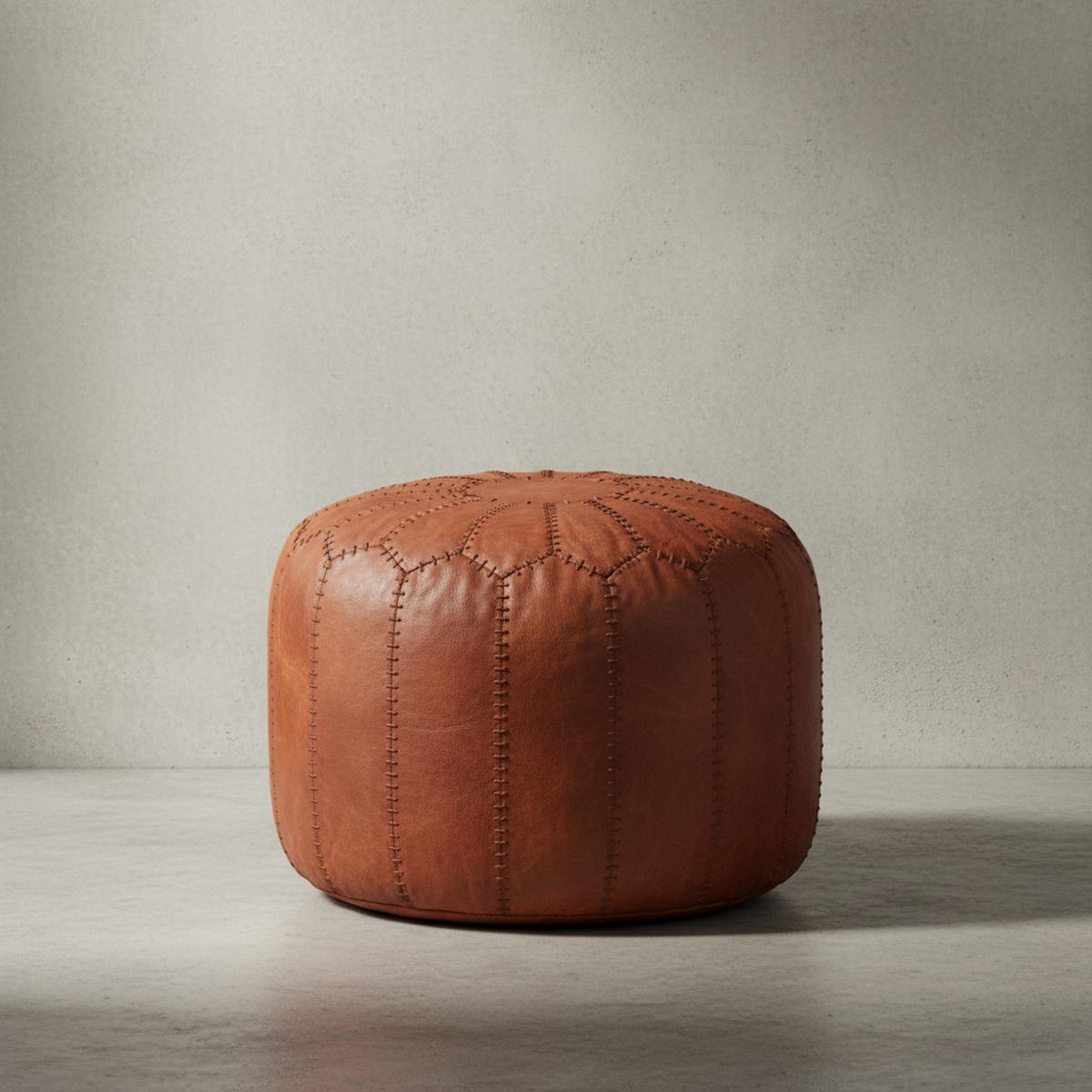 SITZHOCKER – Echtleder Braun, orientalisches Design - Braun, Leder (52/40/52cm) - KADIMA DESIGN