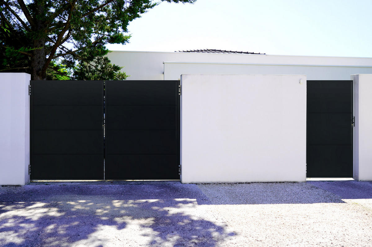 STAHLFLÜGELTOR Nali Mattschwarz 3m H.200cm - Schwarz, Metall (293/200cm) - Casanoov