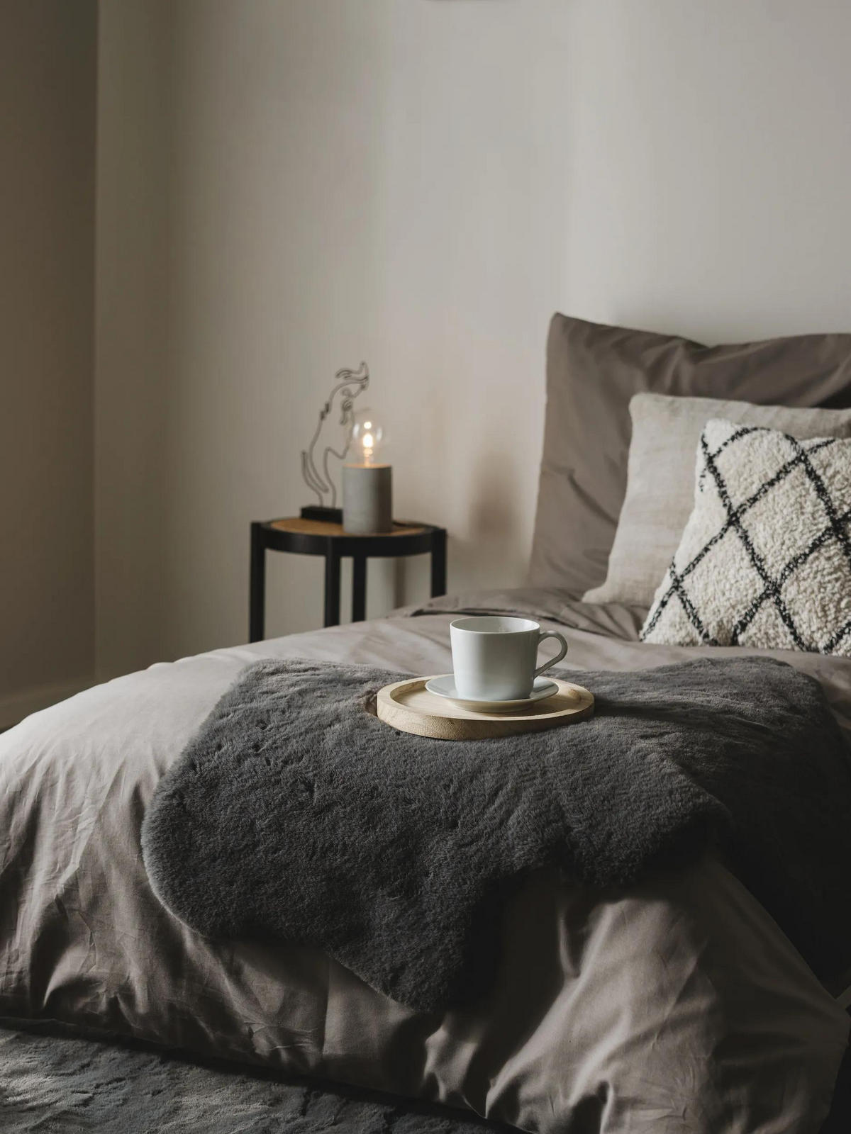 KUNSTFELL-TEPPICH Dave Anthrazit 60x90 cm - Anthrazit, Textil (60/90cm) - benuta Nest