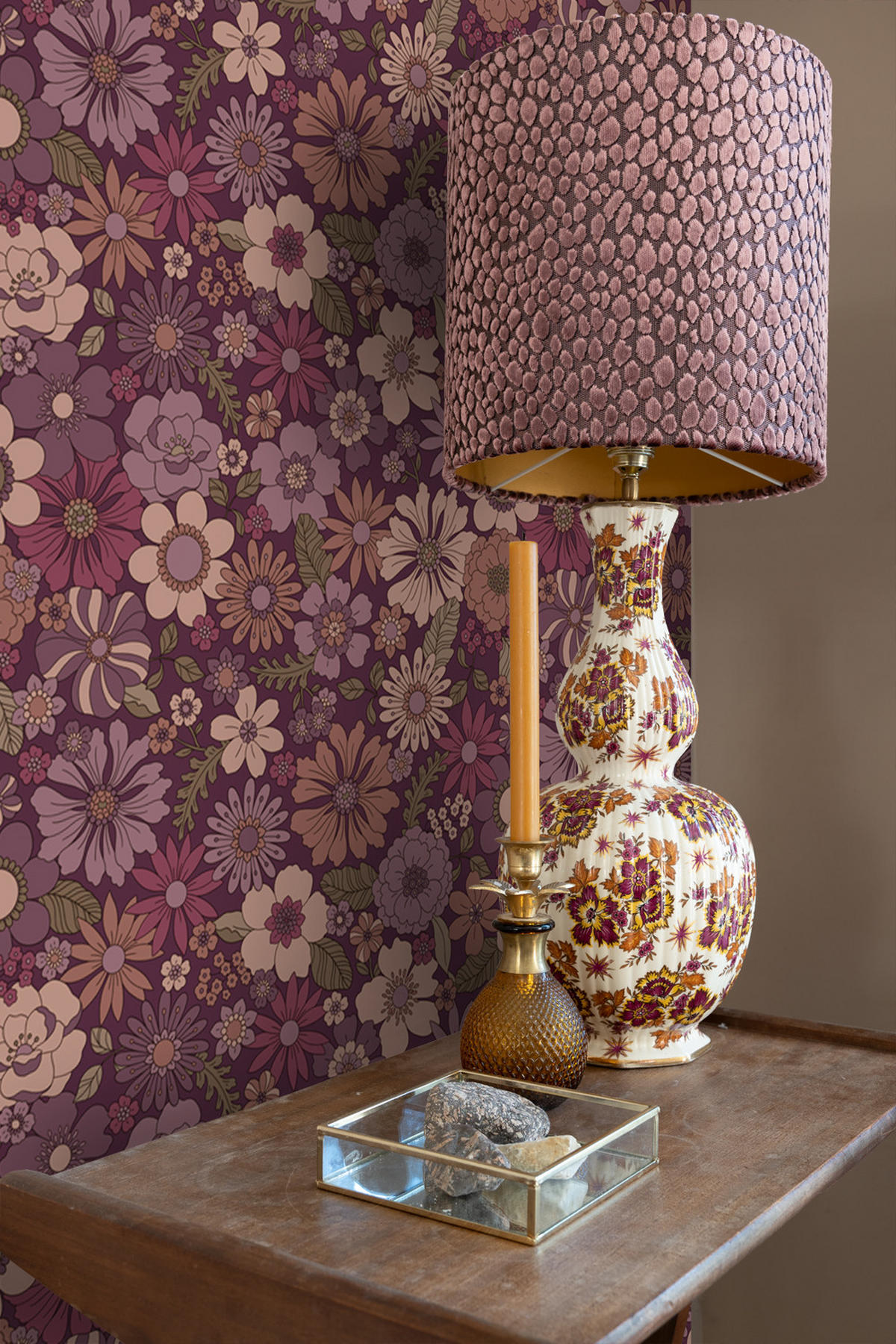 TAPETE Retro Blumen 50 x 900 cm - Lila, Papier (50/900cm) - ESTAhome