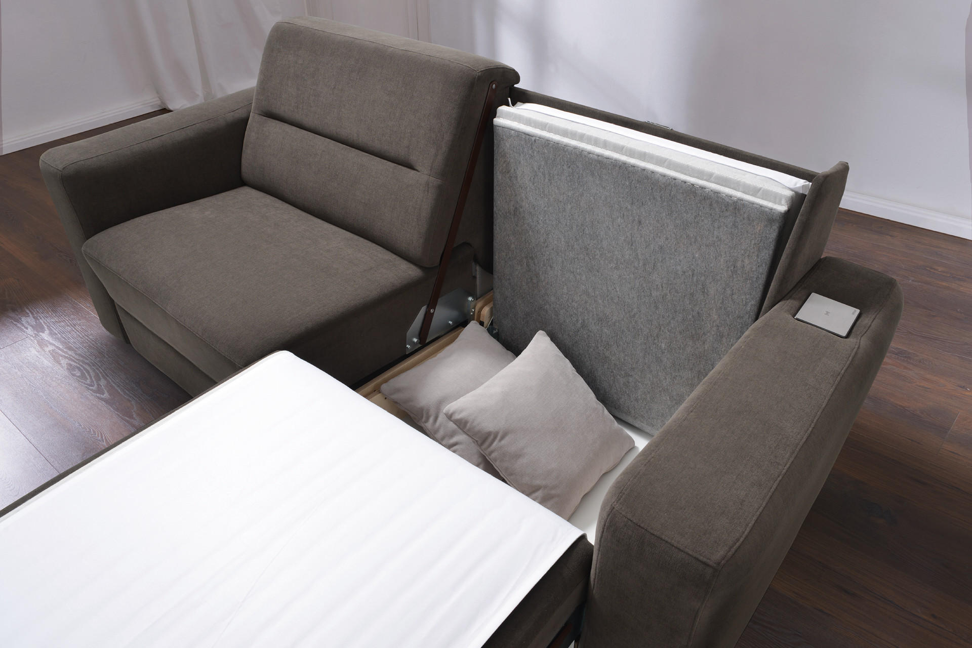 Zusatzfunktionen mit dem sedda Schlafsofa