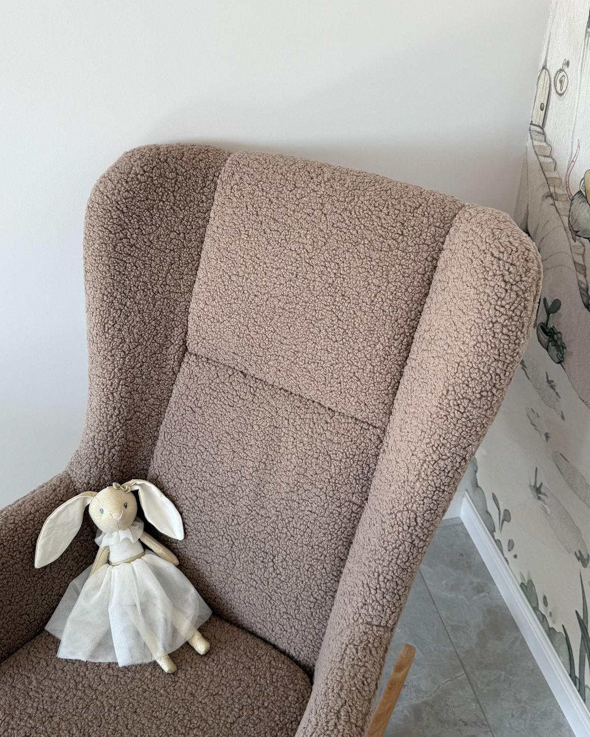 HOUPACÍ KŘESLO Bouclé Béžové Luoma - černá/hnědá, textil (69/106/97cm) - Beliani