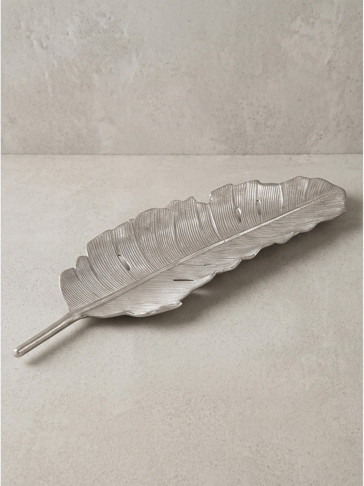 DEKOSCHALE SUBIACO, Aluminium, handgefertigt, Silber, 60 x 18 x 4 cm - Silberfarben, Metall (4cm) - KADIMA DESIGN