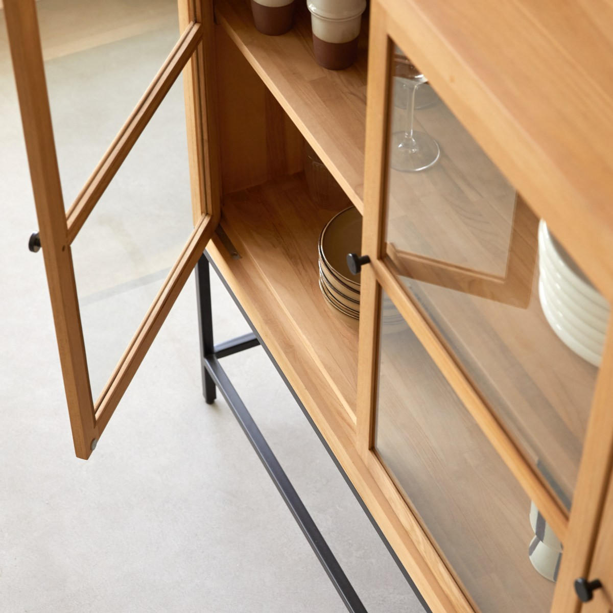 VITRINENSCHRANK Babeth Natur aus Teak - Naturfarben, Holz (160/122/45cm) - Tikamoon