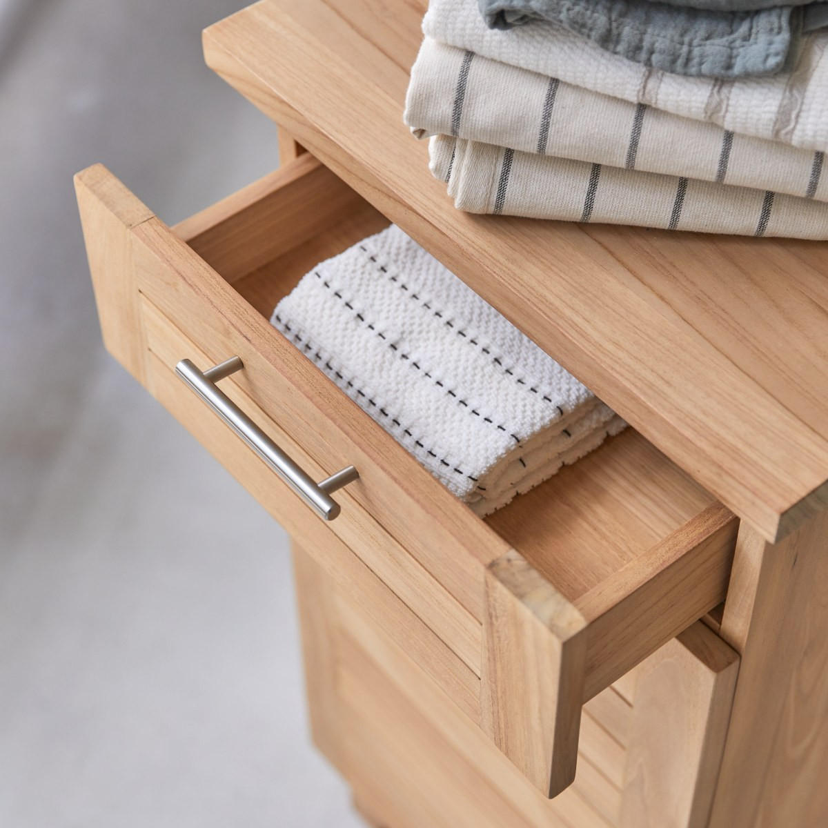 HOCHSCHRANK Soho Natur aus Teak - Naturfarben, Holz (45/90/36cm) - Tikamoon