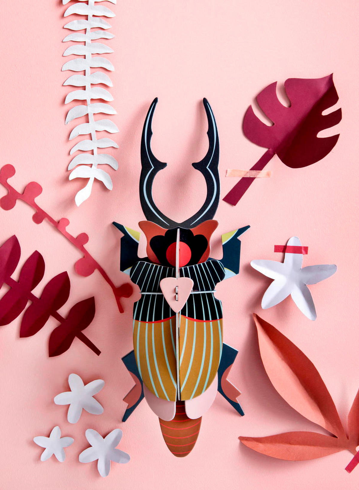 WANDDEKO Hirschkäfer 14/8 cm - Gelb/Schwarz, Wellpappe (14/8/37cm) - KUNSTLOFT