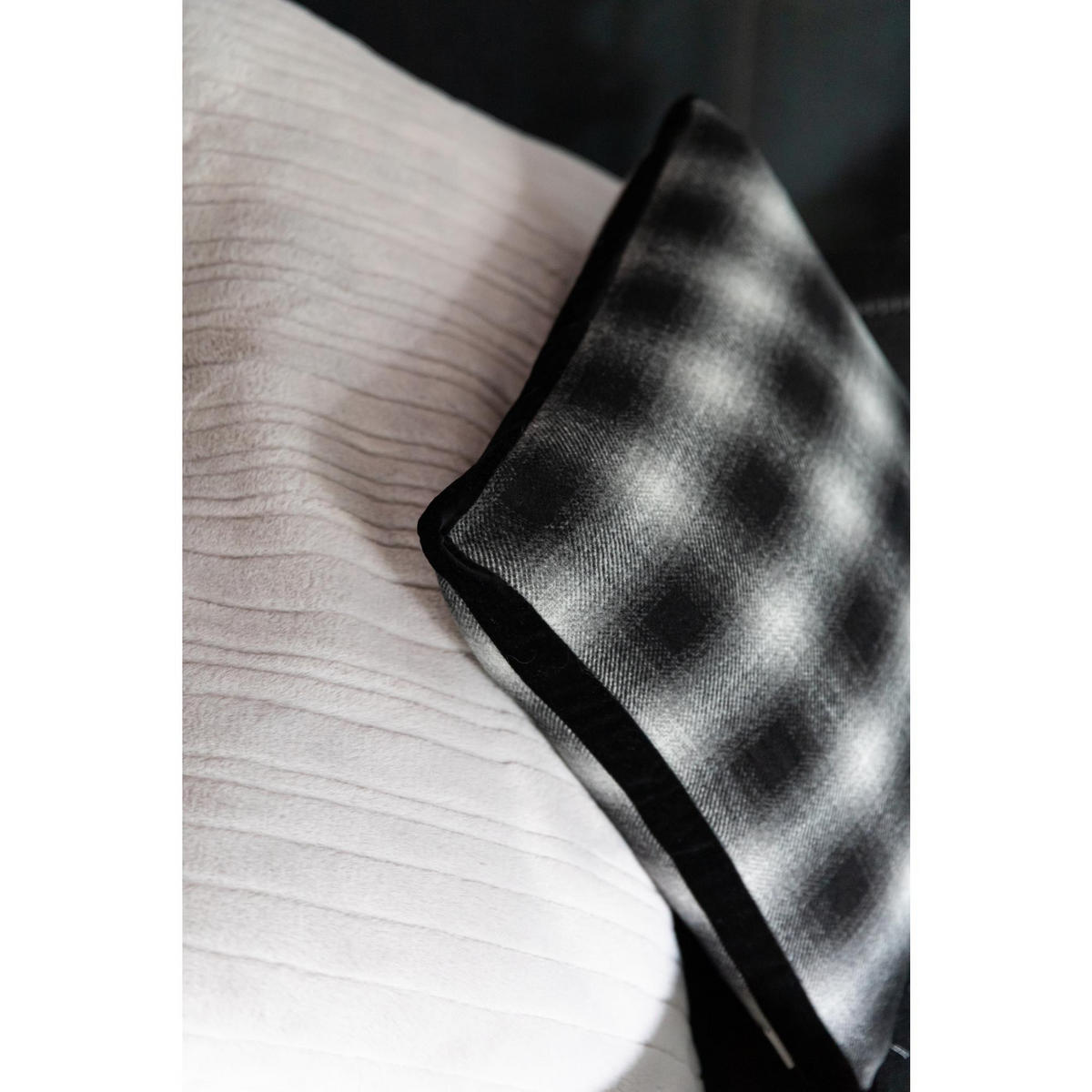 KISSEN Lina umbra 45 x 45 cm - Grau, Textil (45/45cm) - Vivaraise