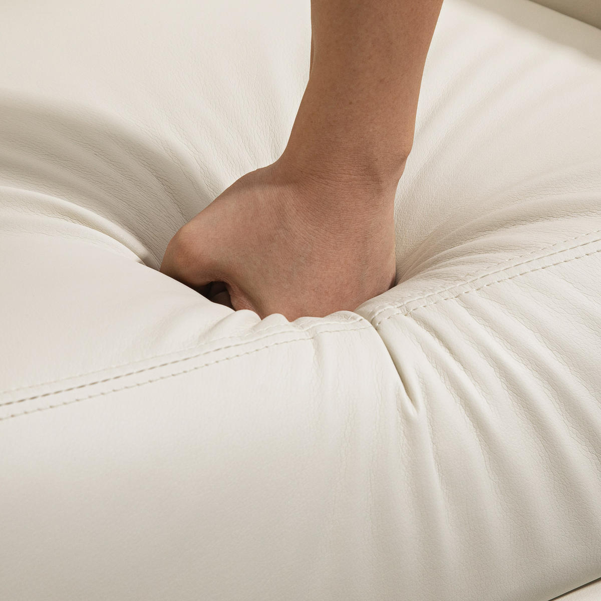 MASSAGESESSEL DE-15357 8 Massagemodi mit elektrischer Neigung Creme - Creme, Leder (88/98/68cm) - ComfortXL