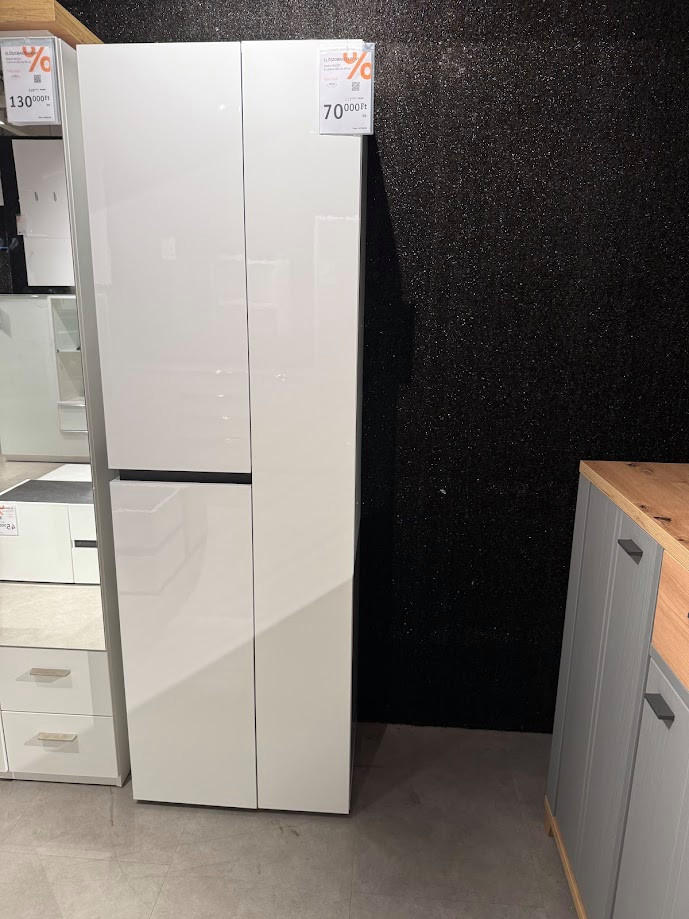 ELŐSZOBASZEKRÉNY  YES-BUDAÖRS OUTLET - Voleo