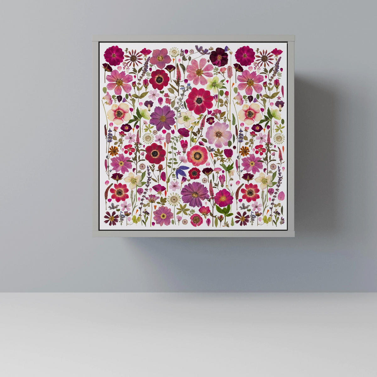 SIDEBOARD PETAL GARDEN, Grau, 57,5x42x77,5 cm, Schräge Buchenholzfüße - Buchefarben/Multicolor, Holzwerkstoff/Buchenholz (57.5/77.5/42cm) - SpaceRebels