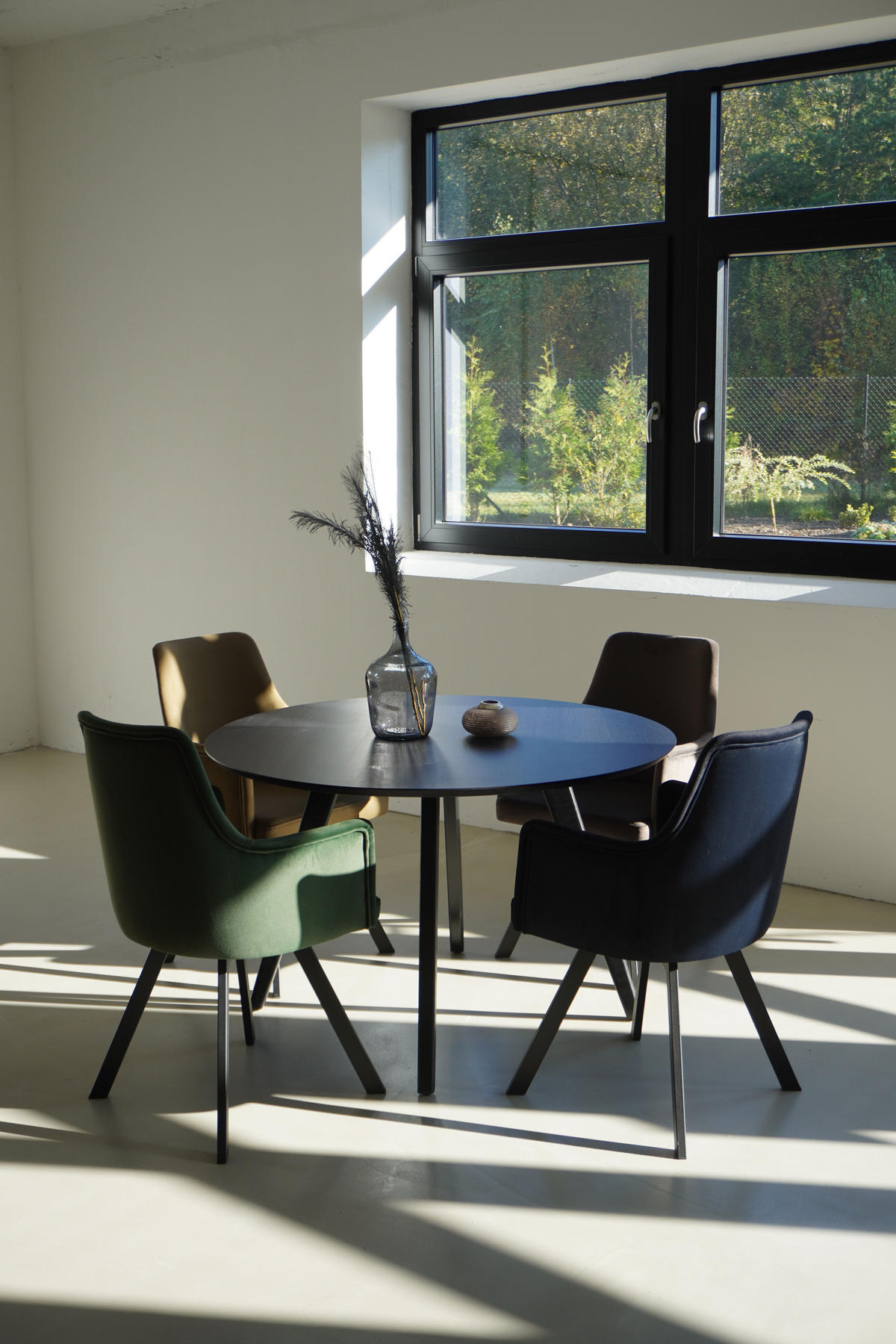 ARMLEHNENSTUHL Sello schwarz mit T-Fuß drehbar - Schwarz, Textil/Metall (55/90/58cm) - INKA furniture