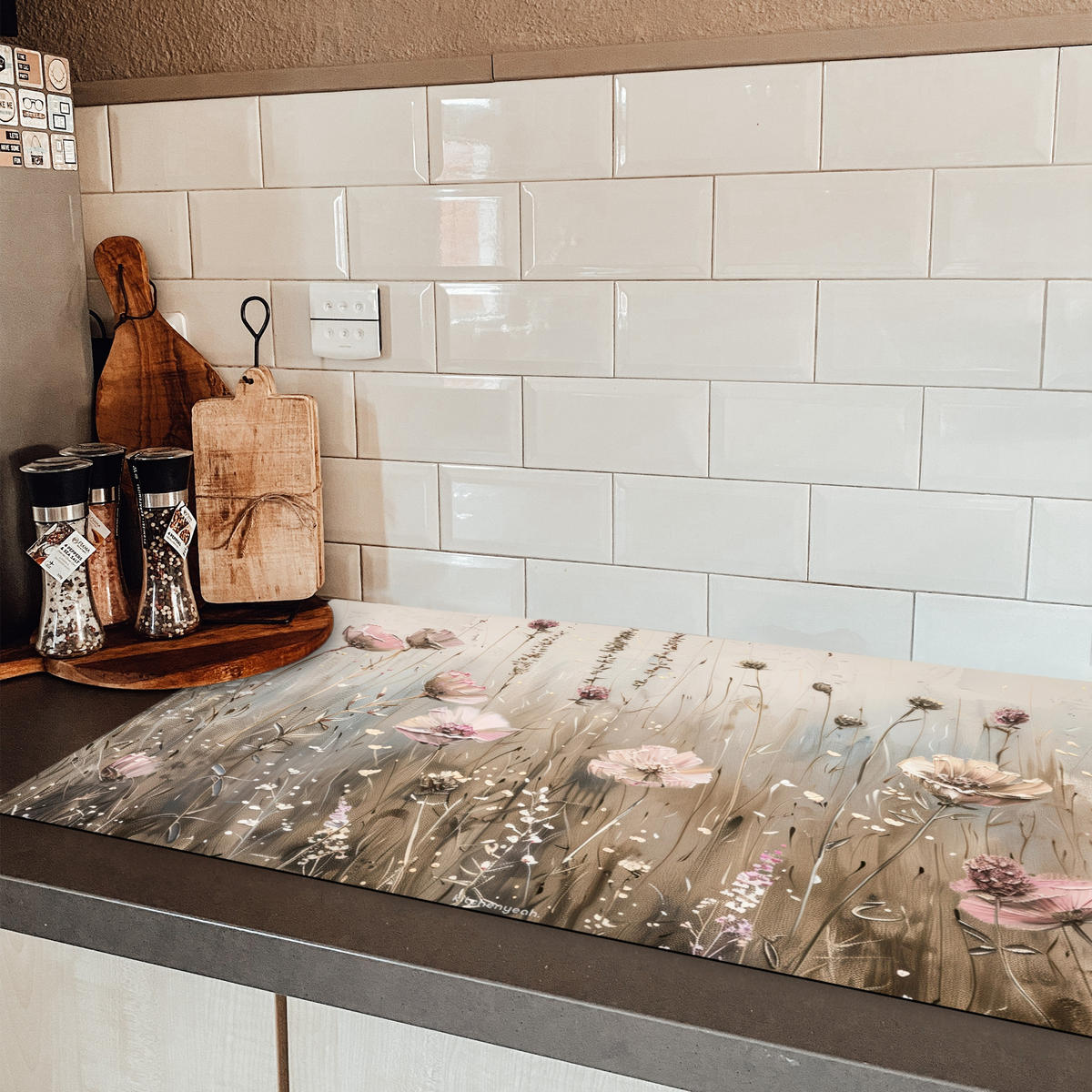 HERDABDECKPLATTE Blumen - Beige - Trockenblumen Induktionsschutz 91.2x52 cm - Beige, Kunststoff (91.2/52/0.2cm) - MuchoWow
