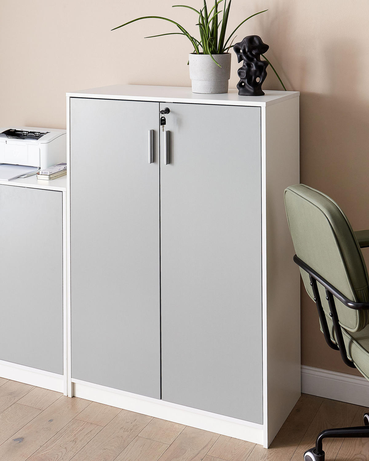 AKTENSCHRANK hellgrau/weiß 117 cm 2 Türen Zehna - Weiß/Grau, Holzwerkstoff (80/117/40cm) - Beliani
