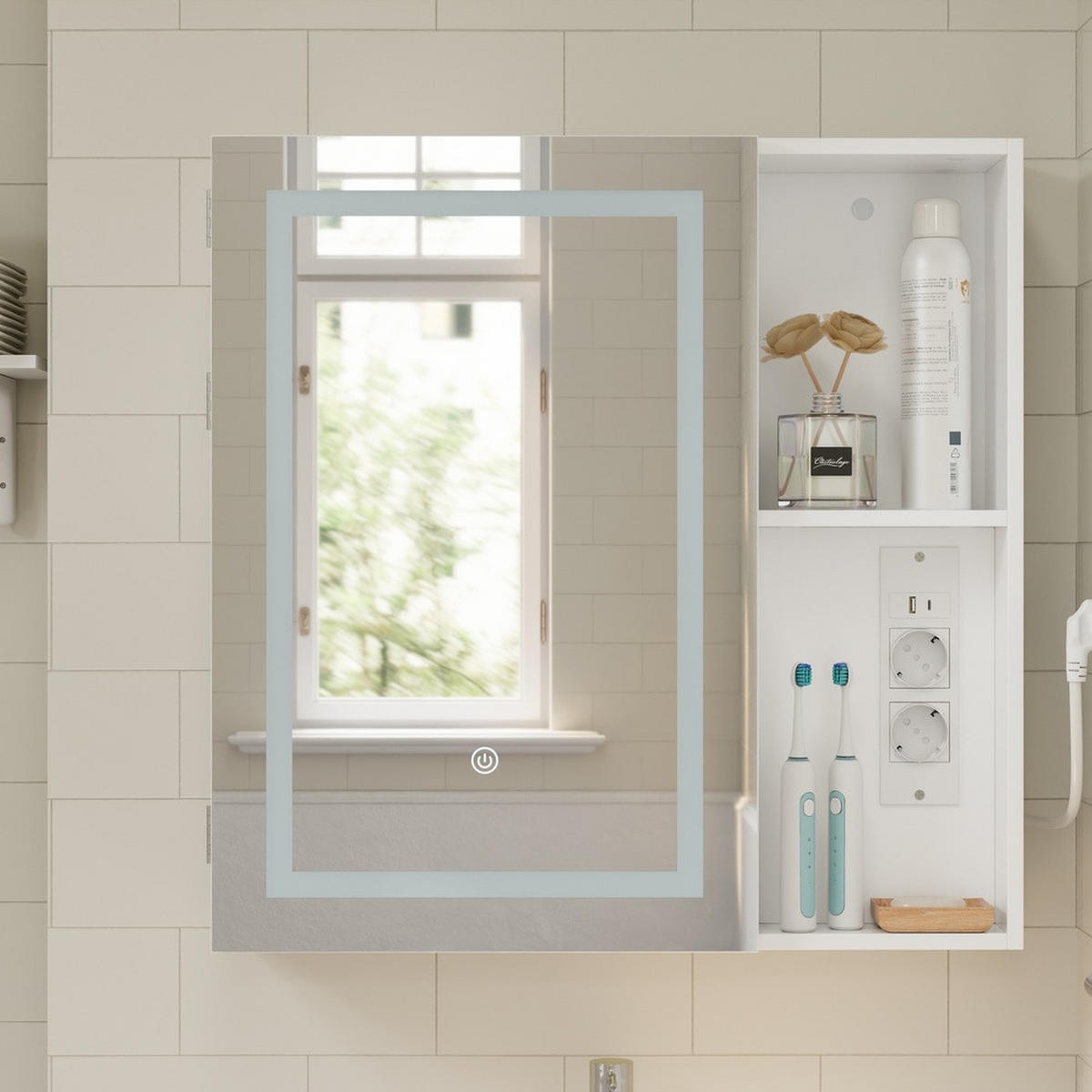 KOUPELNOVÁ zrcadlová skříňka s LED osvětlením a zásuvkami - barva javoru, kožešina (60/60/15.5cm) - SoBuy