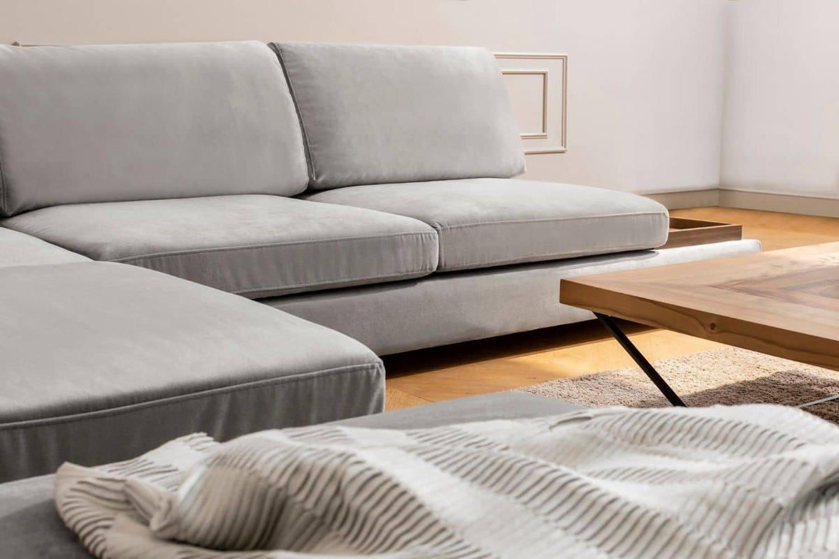 ECKSOFA mit Hocker und Lounge-Design - Walnussfarben/Hellgrau, Holz/Textil (313/193cm) - myHomelando