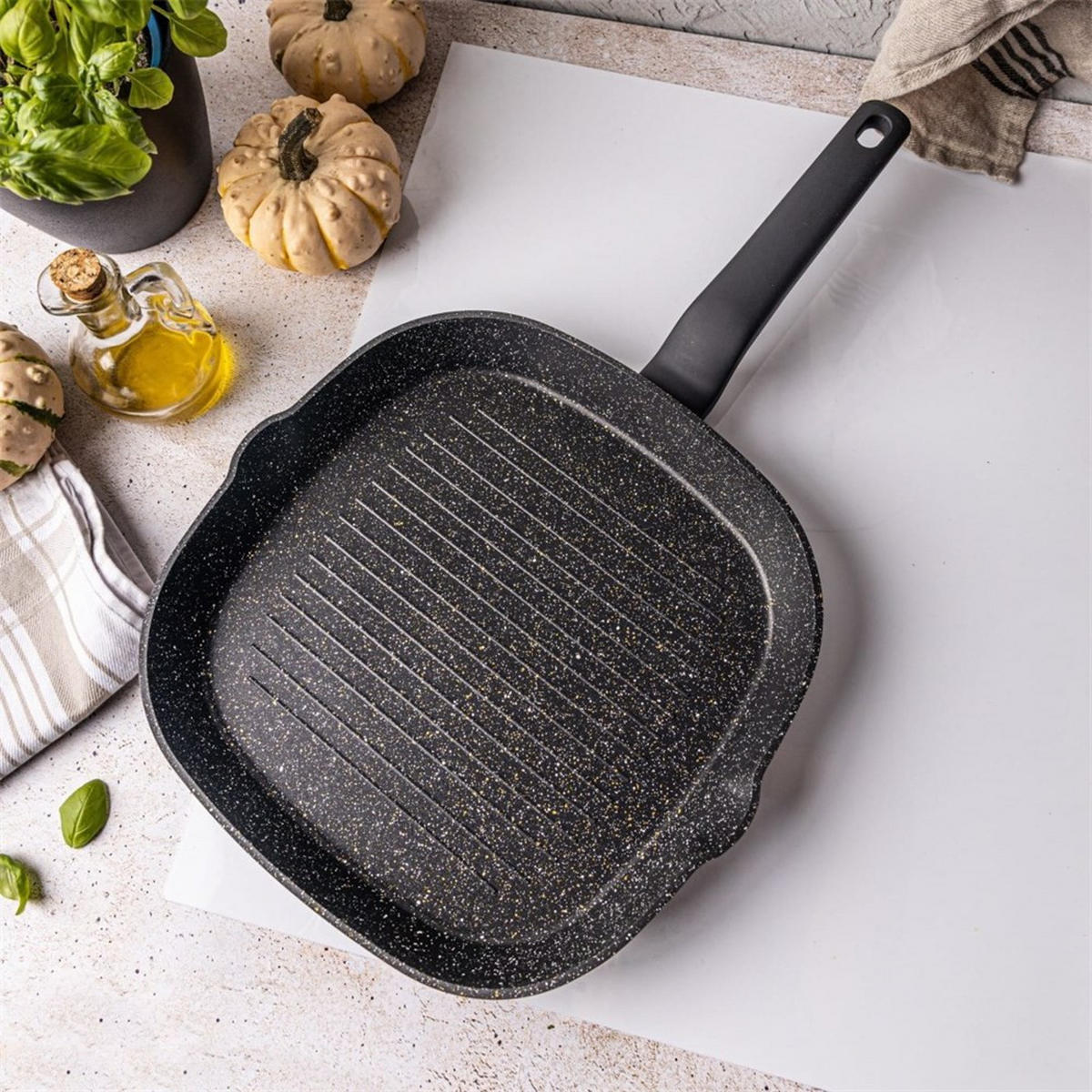 GRILLPFANNE Schwarz 28/28/4 cm KB7662 - Schwarz, Metall (28cm) - Klausberg 