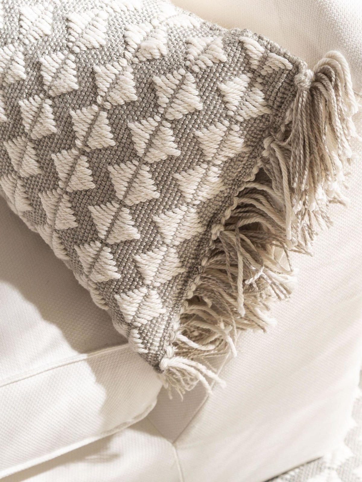 OUTDOORKISSEN Morty Grau 30x50 cm - Grau, Textil (30/1cm) - KUNSTLOFT