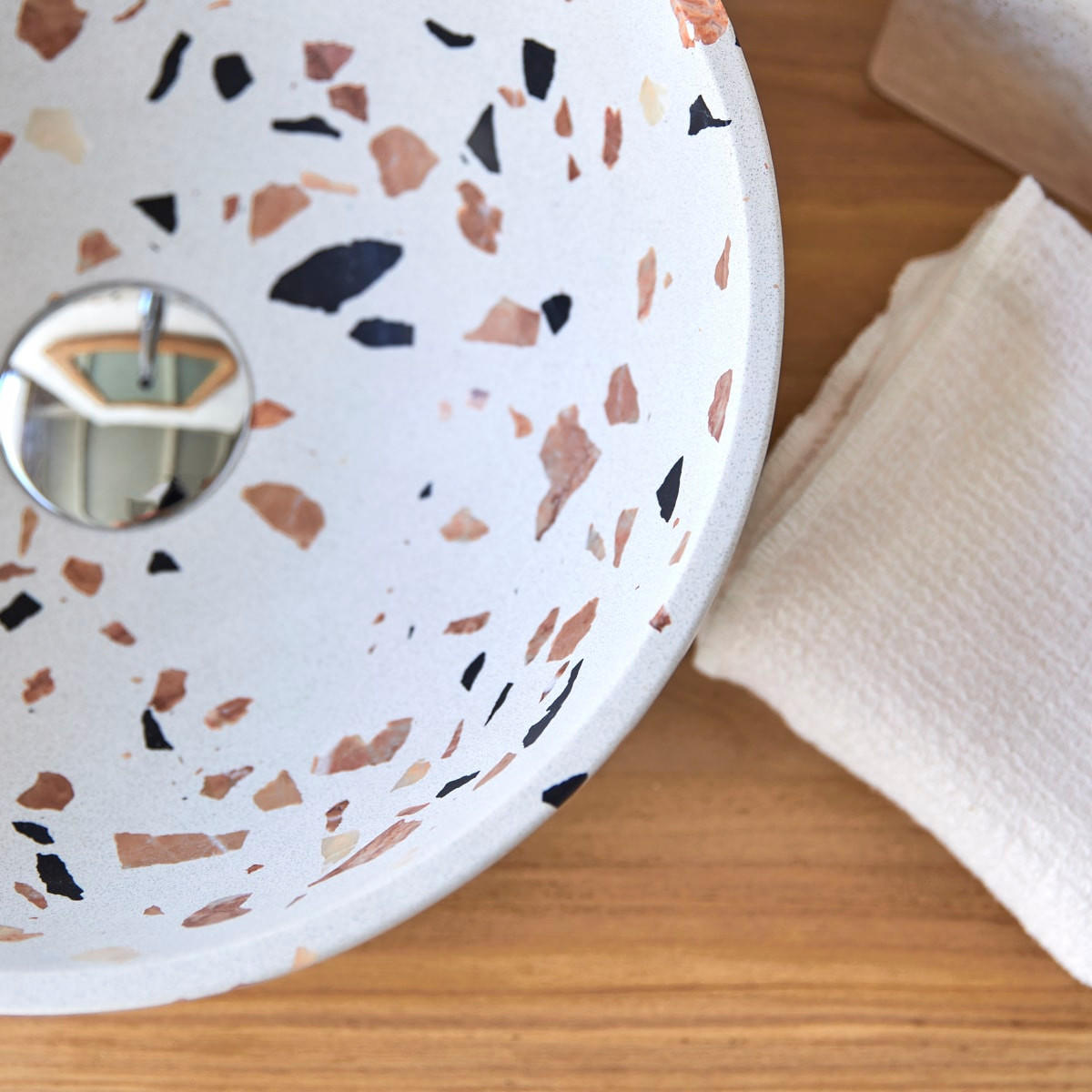 WASCHBECKEN Elea Braun aus Premium-Terrazzo - Braun, Stein (32/13/32cm) - Tikamoon