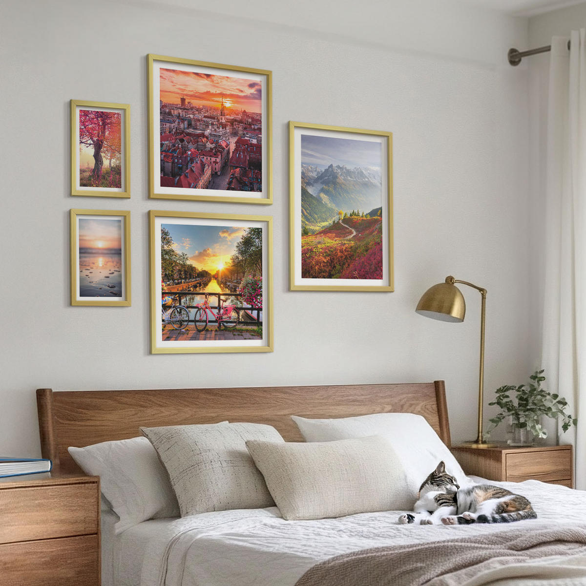 BILDER SET 5er Set - 50x50 cm & 20x30 cm & 40x60 cm Goldrahmen - Einfache Zeichnungen von Stadtansichten - Goldfarben, Kunststoff (40/60cm) - TULUP