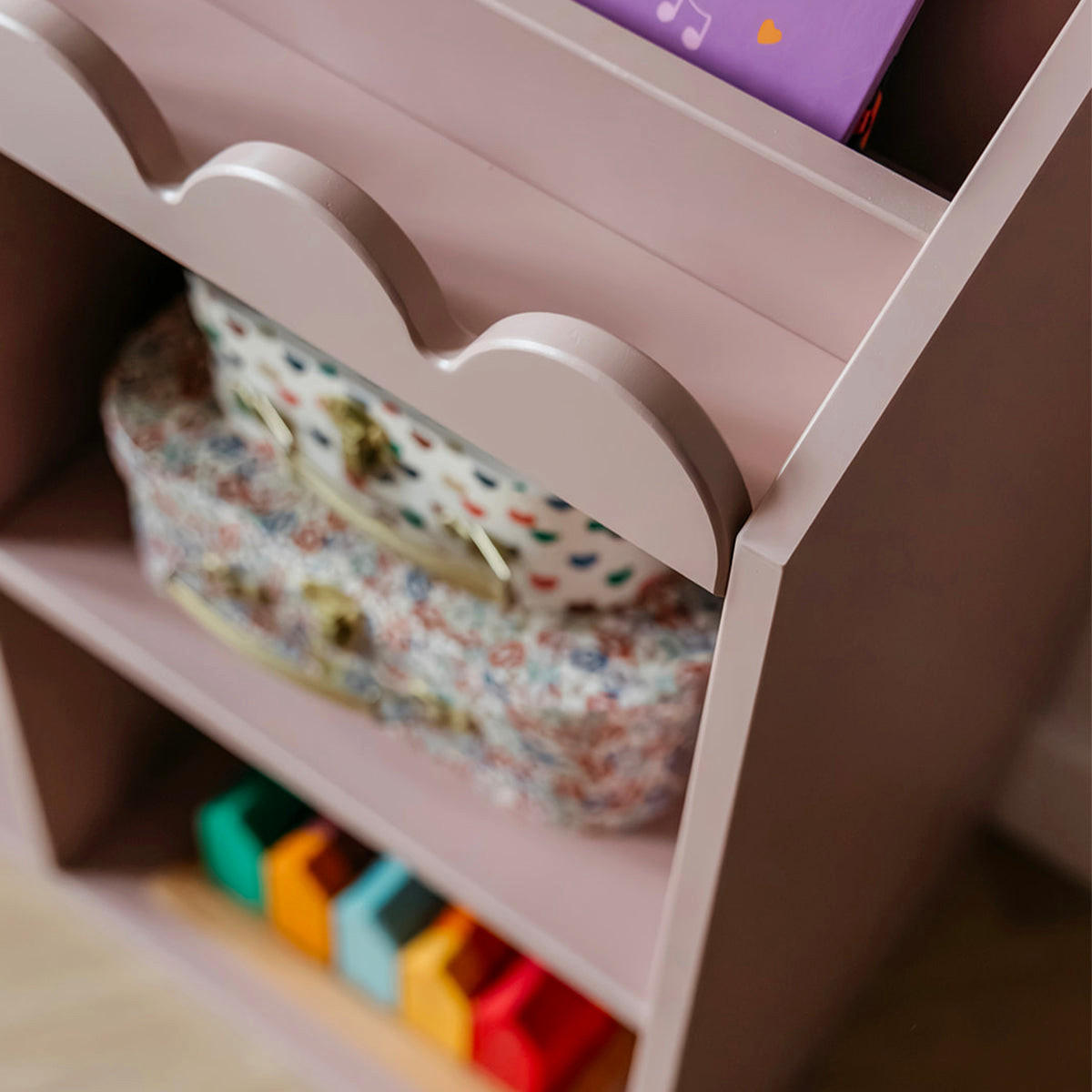 REGÁL NA KNIHY Book Nook Rose - pink, kompozitné drevo (71/76/33cm) - Petits-meubles