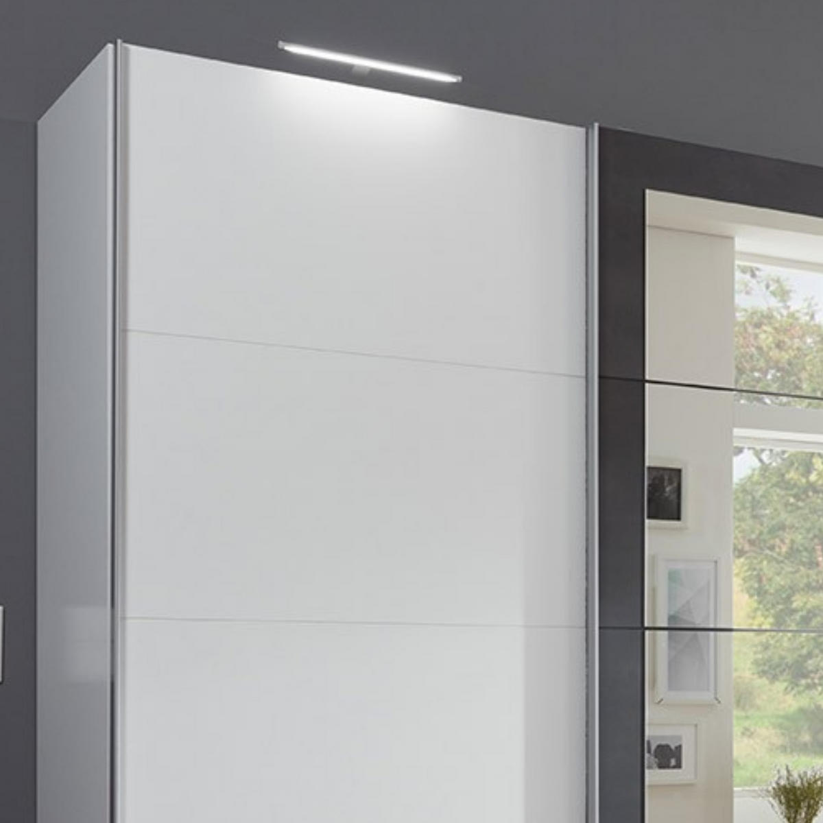 SCHWEBETÜRENSCHRANK 3-türig B270/H208/T65 cm in Weiß mit Absetzungen in grauer Stahl-Optik / 22001 - Alufarben/Weiß, Holzwerkstoff/Metall (270/208/65cm) - luma-home