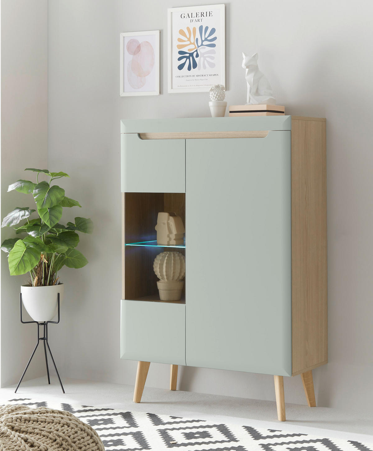 HIGHBOARD Pistazie grün, Eiche, skandinavisch 90 x 134 cm, Vitrine mit Soft-Close-Funktion - Eichefarben/Pastellgrün, Glas/Holz (90/134/40cm) - Furn.Design