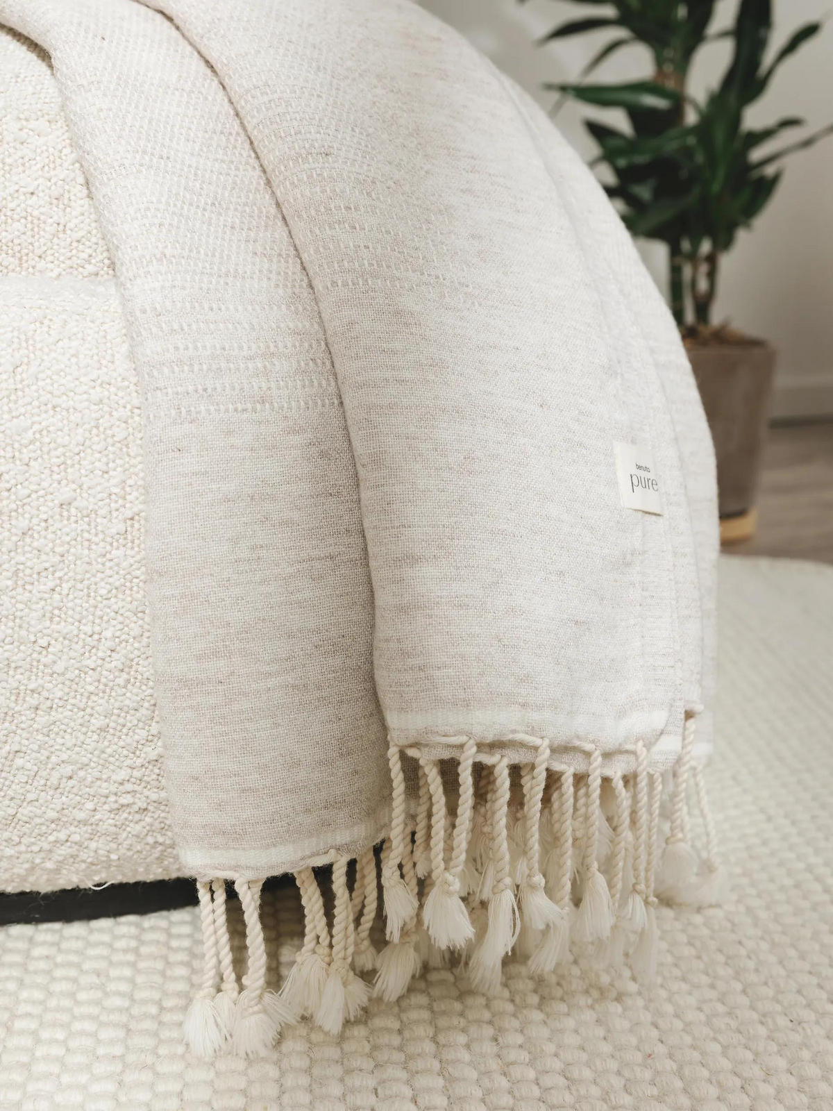 DECKE Olivia Beige 140x200 cm - Beige, Textil (140/200cm) - benuta Pure