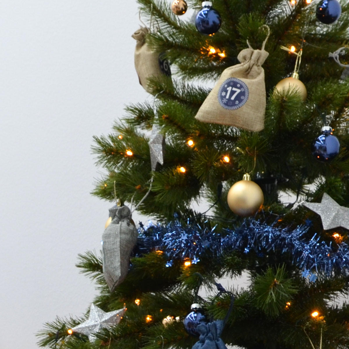 ADVENTSKALENDER zum Selbstbefüllen, 24 Geschenk-Säckchen Blau - Blau, Kunststoff (9.5/3/13cm) - Dunedesign