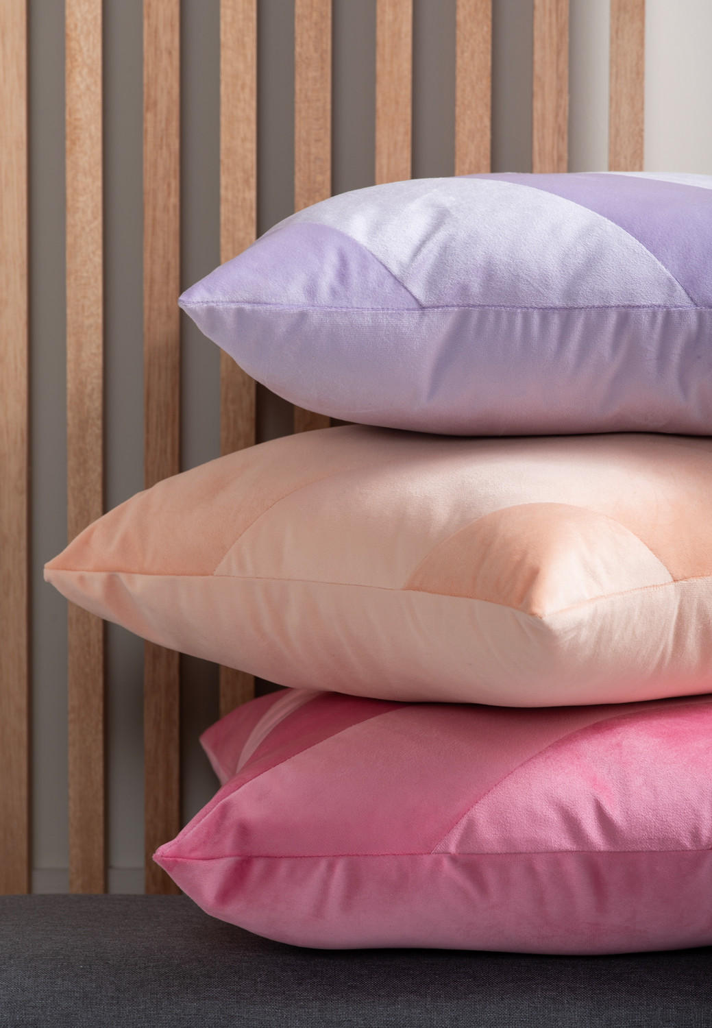 DEKOKISSEN Tono 45/45/7 cm - Lila, Kunststoff (45/45cm) - Present Time