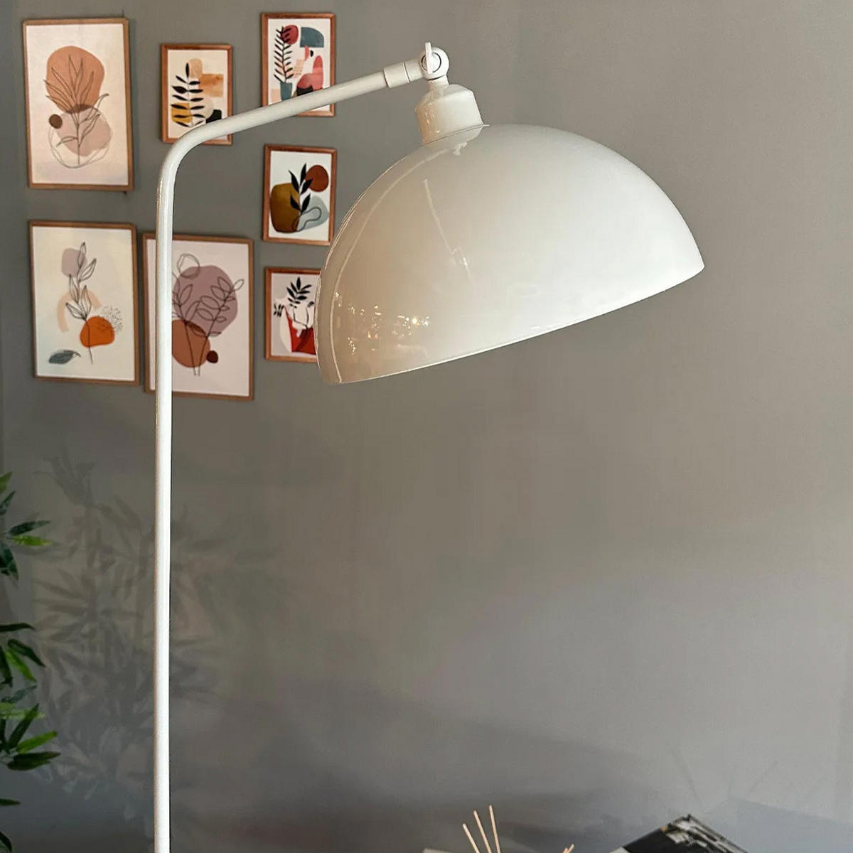 STEHLAMPE Norek aus Metall mit E27, verstellbarer Lampenschirm - Weiß, Metall (37/37/169cm) - Bamyum