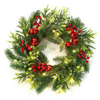 WEIHNACHTSKRANZ Ø40cm mit Beeren & Kugeln, 30 LEDs mit Timer - Dunkelgrün, Naturmaterialien (40cm) - Hometopia