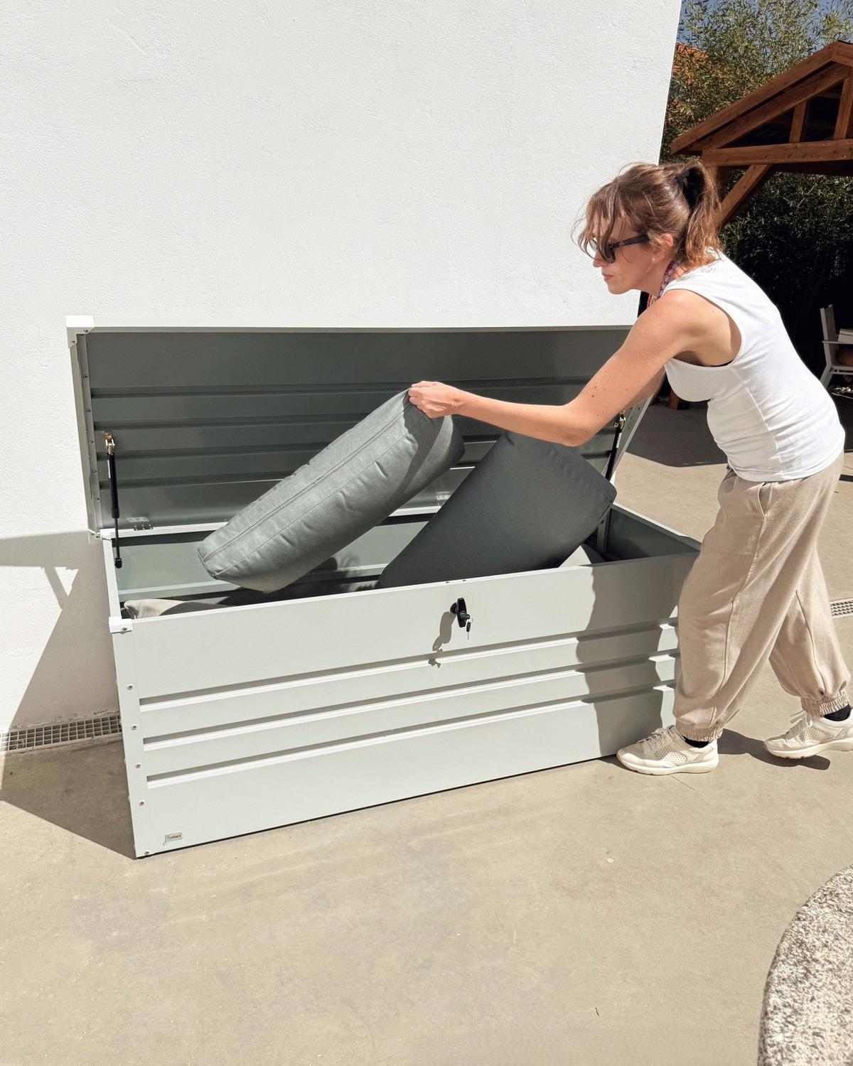 KUTIJA ZA JASTUKE čelik svijetlosiva 165/70 cm Cebrosa - svijetlo siva, metal (165/67/70cm) - Beliani