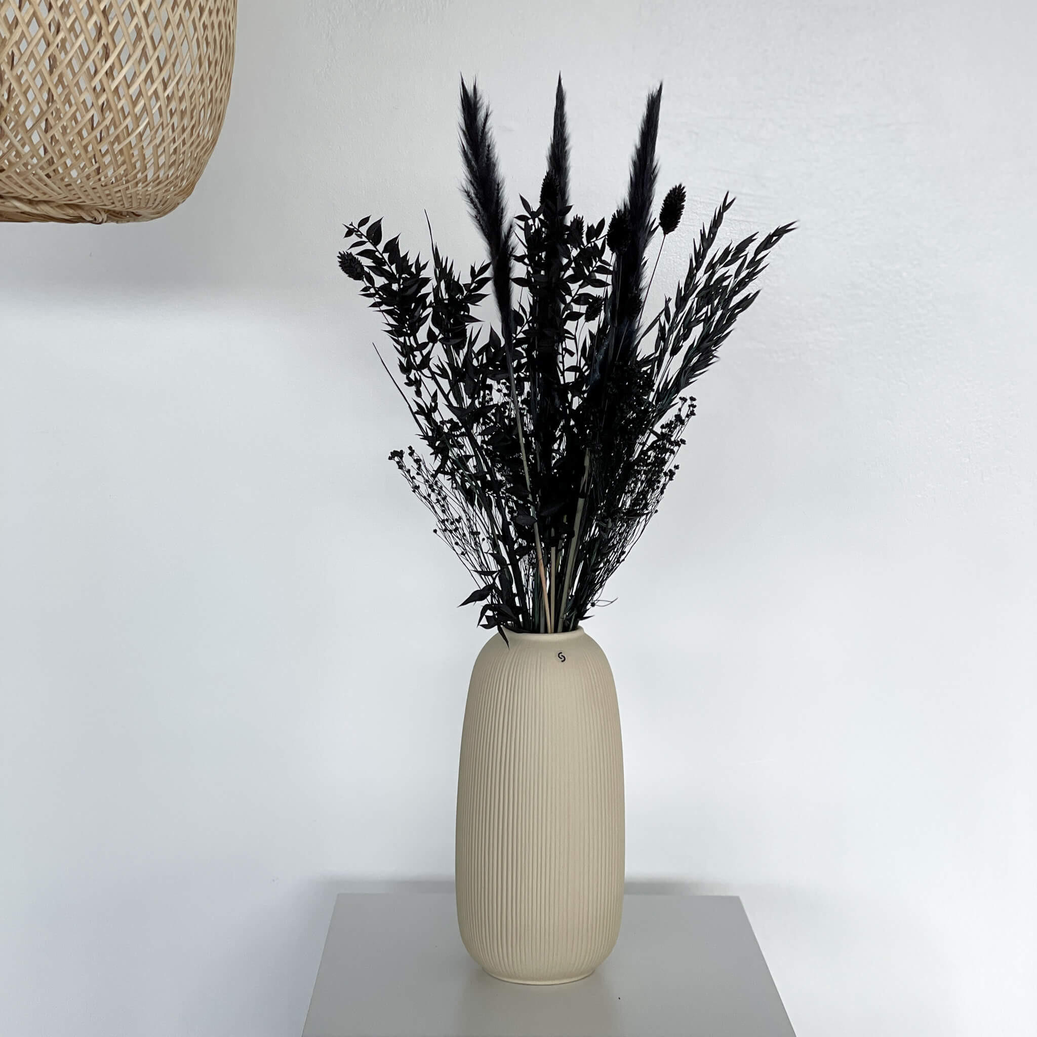 TROCKENBLUMENSTRAUSS Schwarz - schwarz / 60 cm - Schwarz, Naturmaterialien (60cm) - Lykke & You