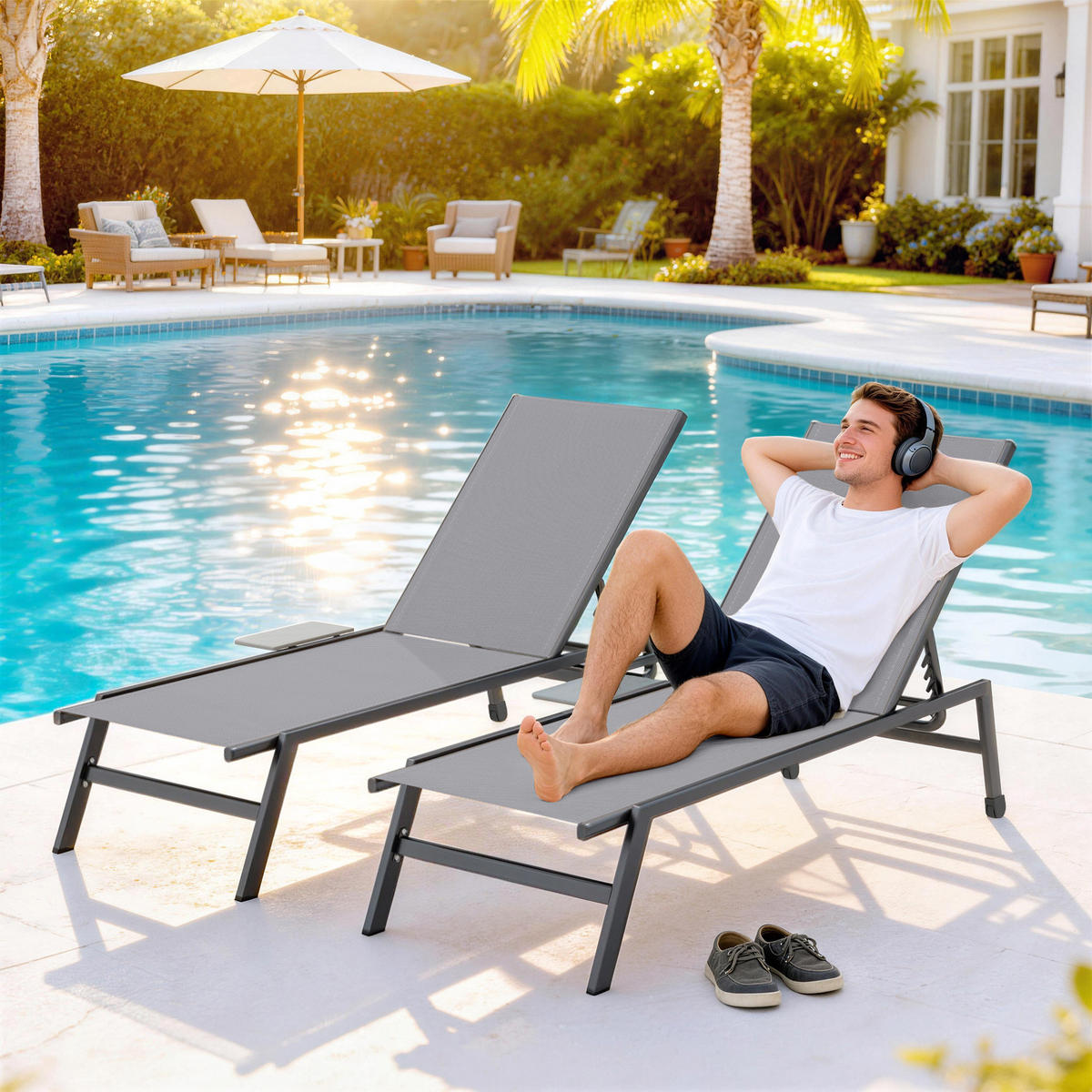 SONNENLIEGE DE-07710 2er-Set, 5-fach verstellbar, mit Seitentisch, Rollen Grau - Grau, Metall (74/35/190cm) - ComfortXL